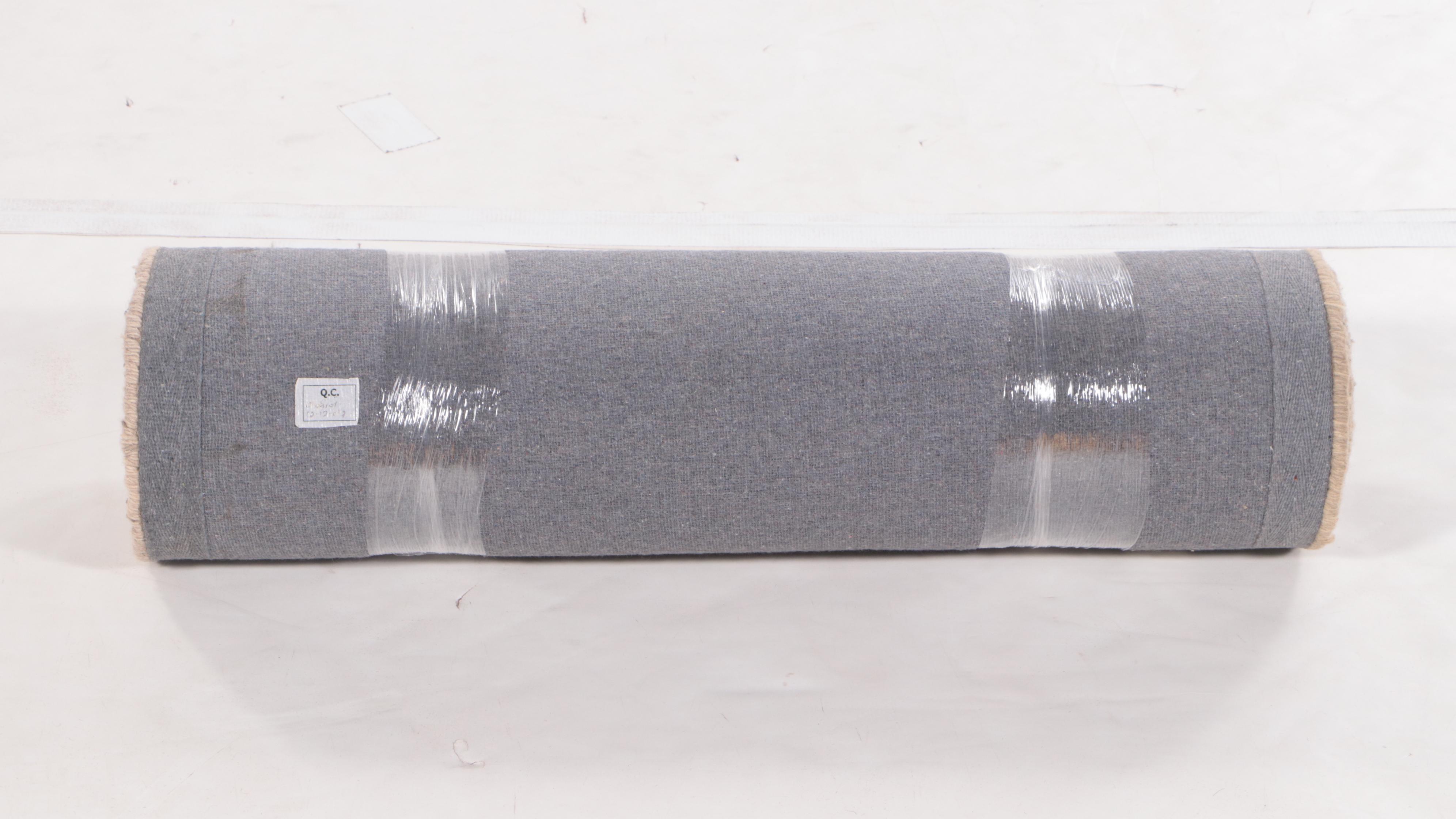 2'5 x 8' Kaleen "Helena" Machine-Made Wool Long Rug