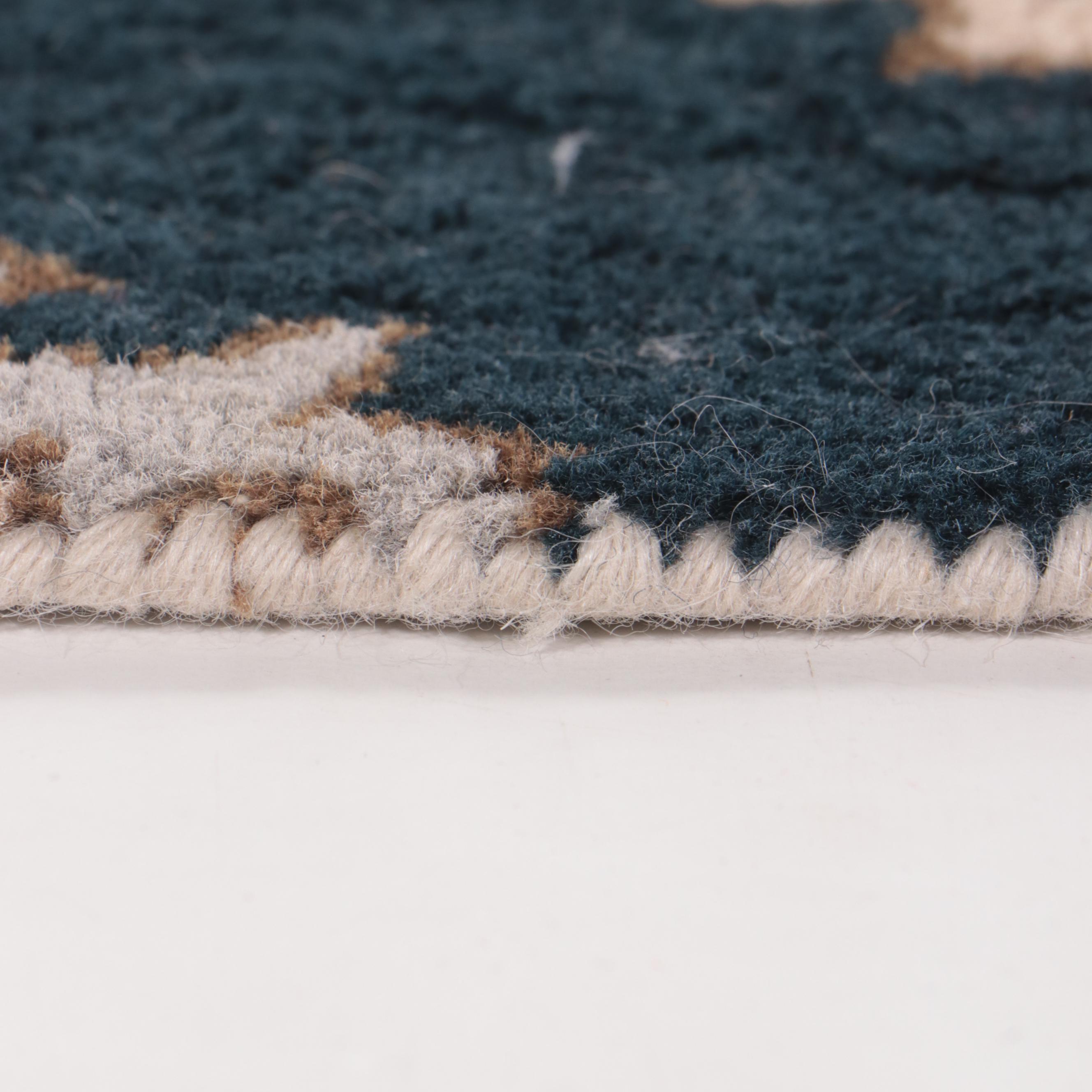 2'7 x 10' Hand-Tufted Carpet Runner Rug