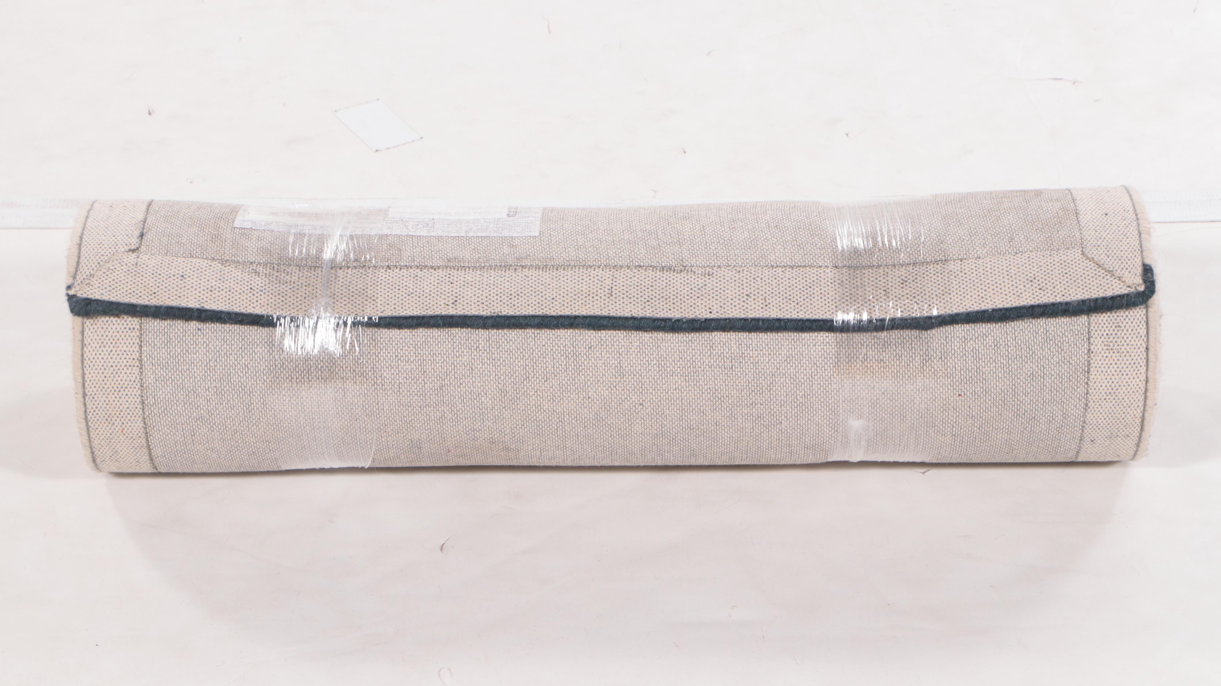 2'7 x 10' Hand-Tufted Carpet Runner Rug