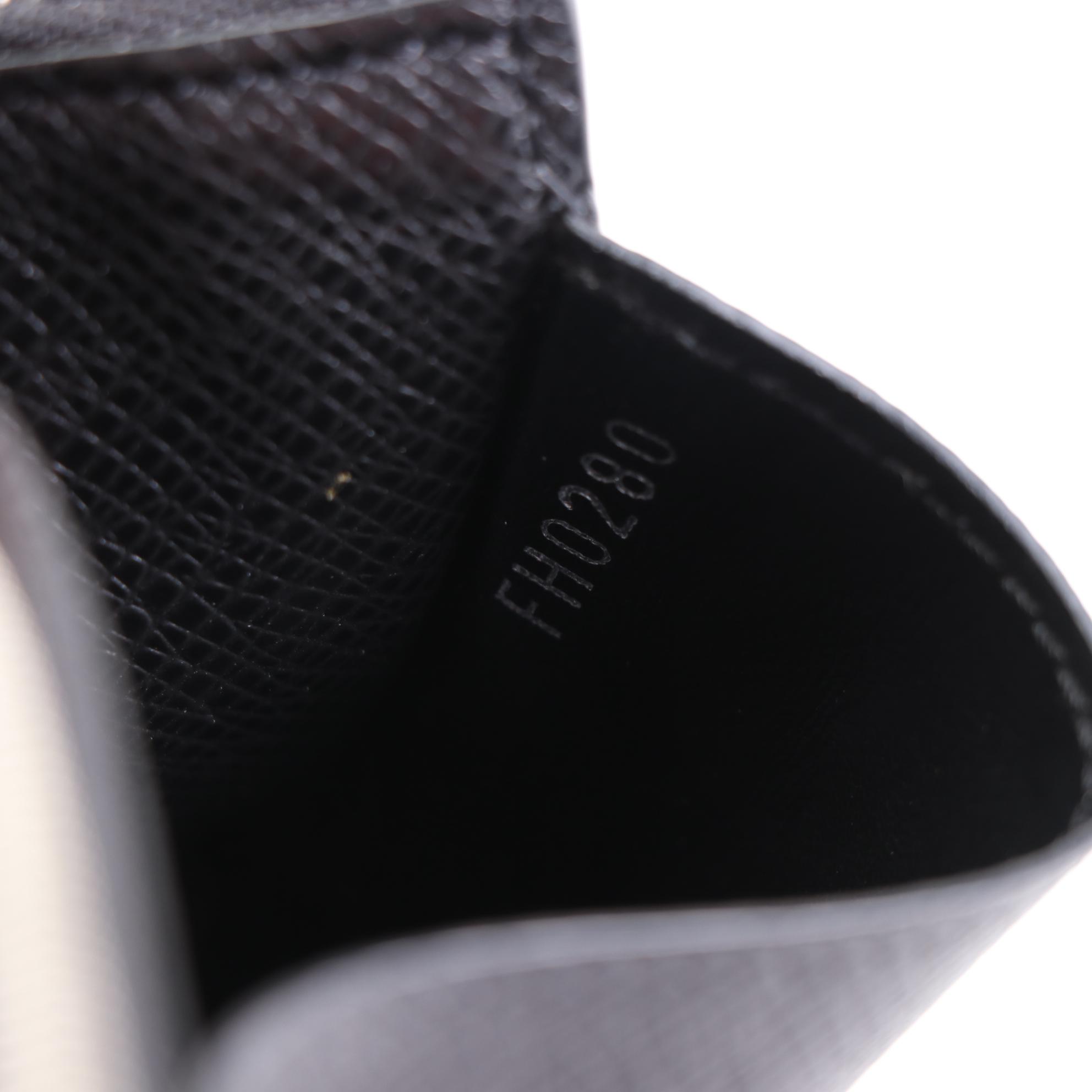 Louis Vuitton Card Holder/Coin Purse in Taïga Leather