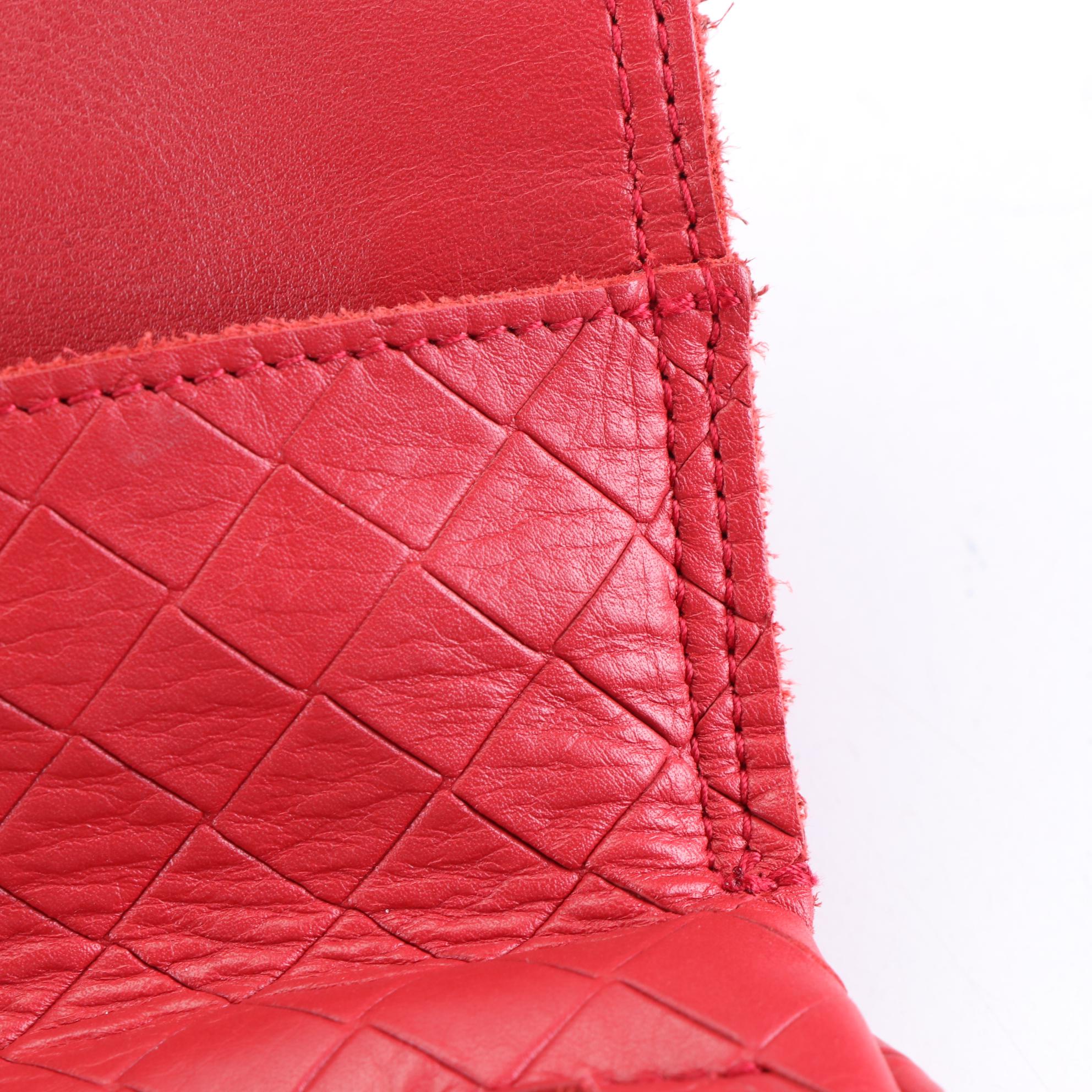 Bottega Veneta Clutch Crossbody Bag in Intrecciomirage Nappa Leather