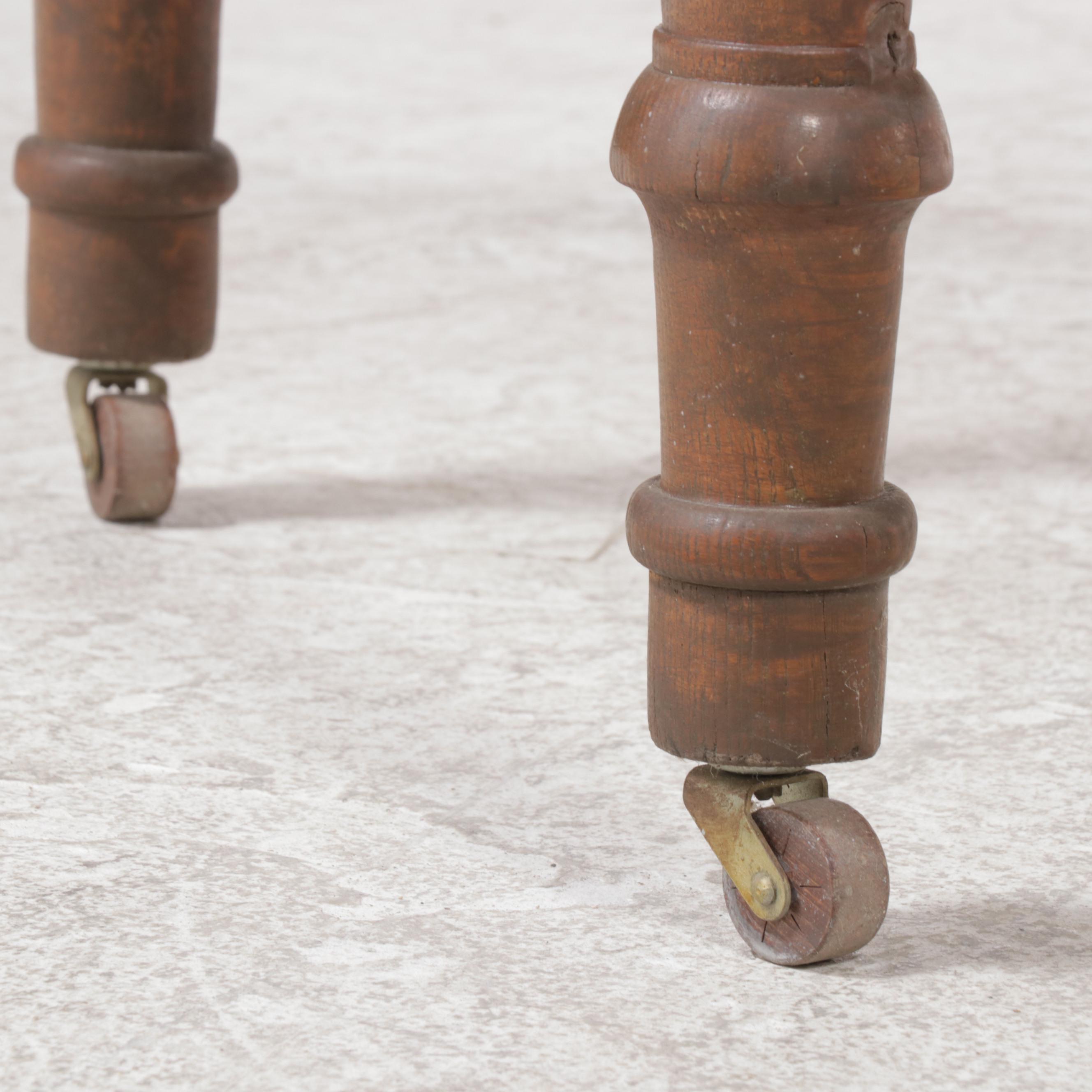 American Primitive Cherrywood and Oak Drop-Leaf Table, 19th Century