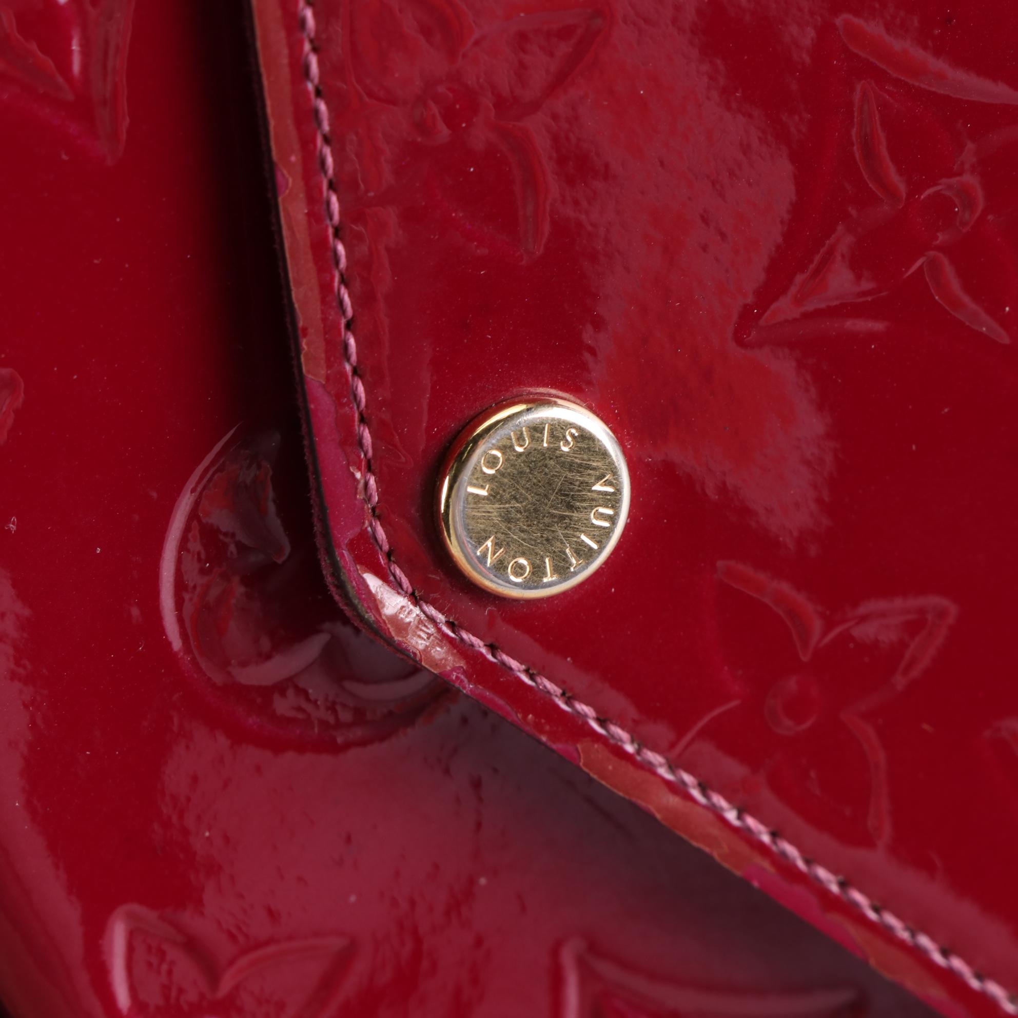 Louis Vuitton Félicie Pochette in Monogram Vernis with Chain Strap and Pouches