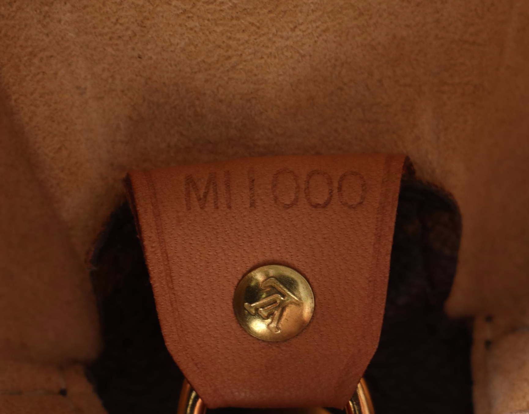 Louis Vuitton Looping GM Shoulder Bag in Monogram Canvas