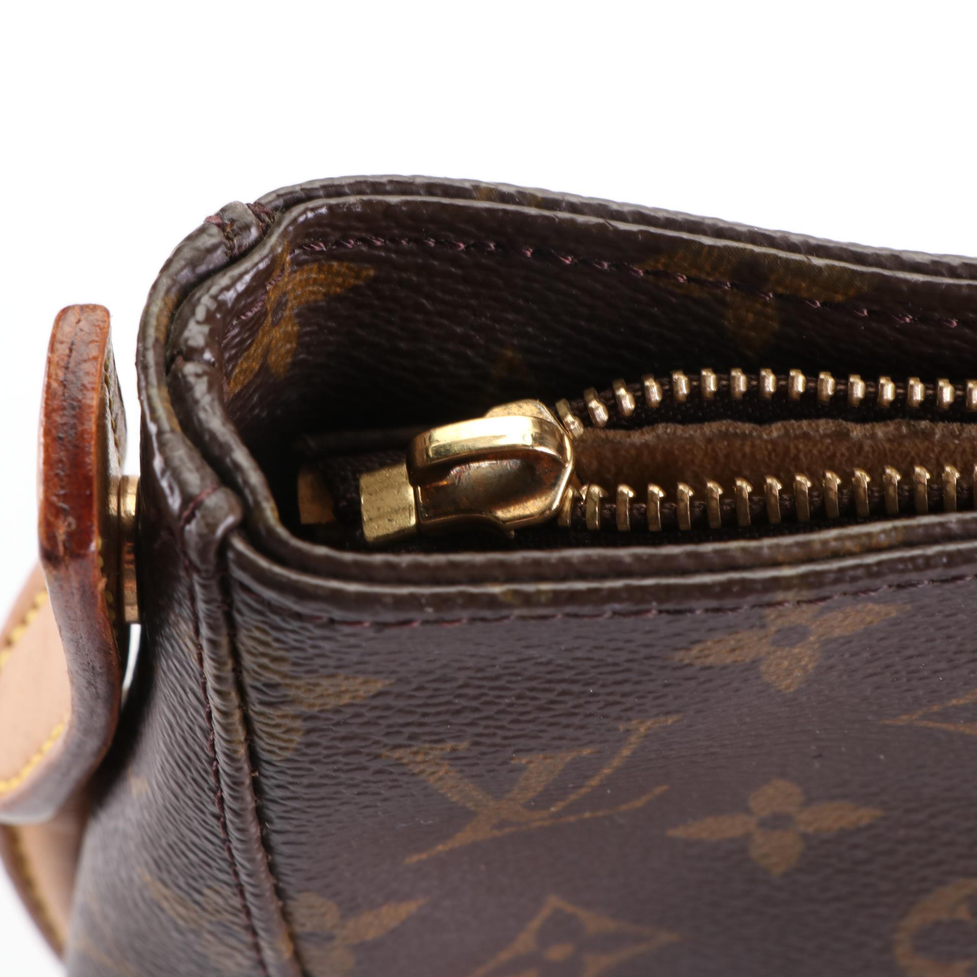 Louis Vuitton Looping GM Shoulder Bag in Monogram Canvas