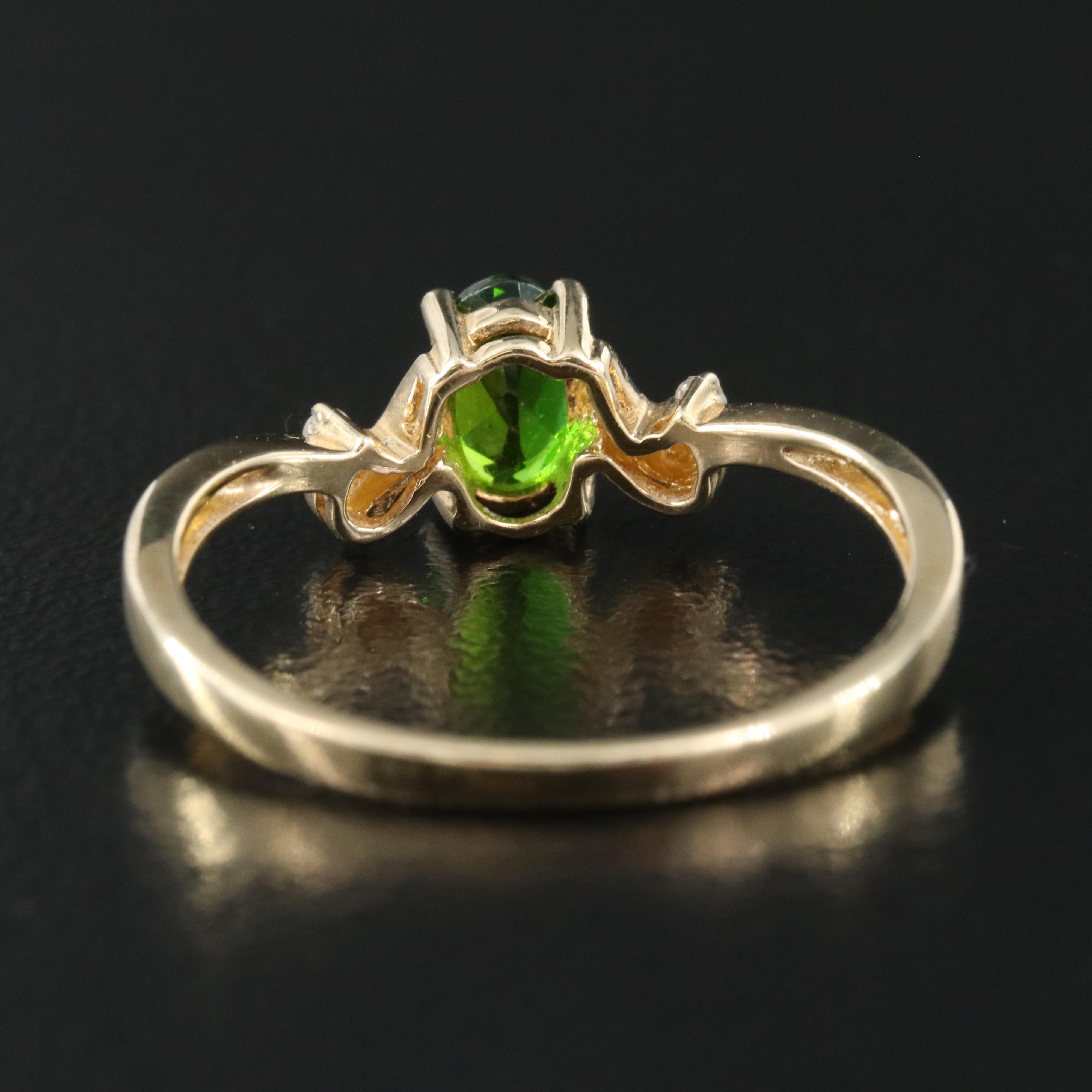 10K Diopside and Diamond Ring