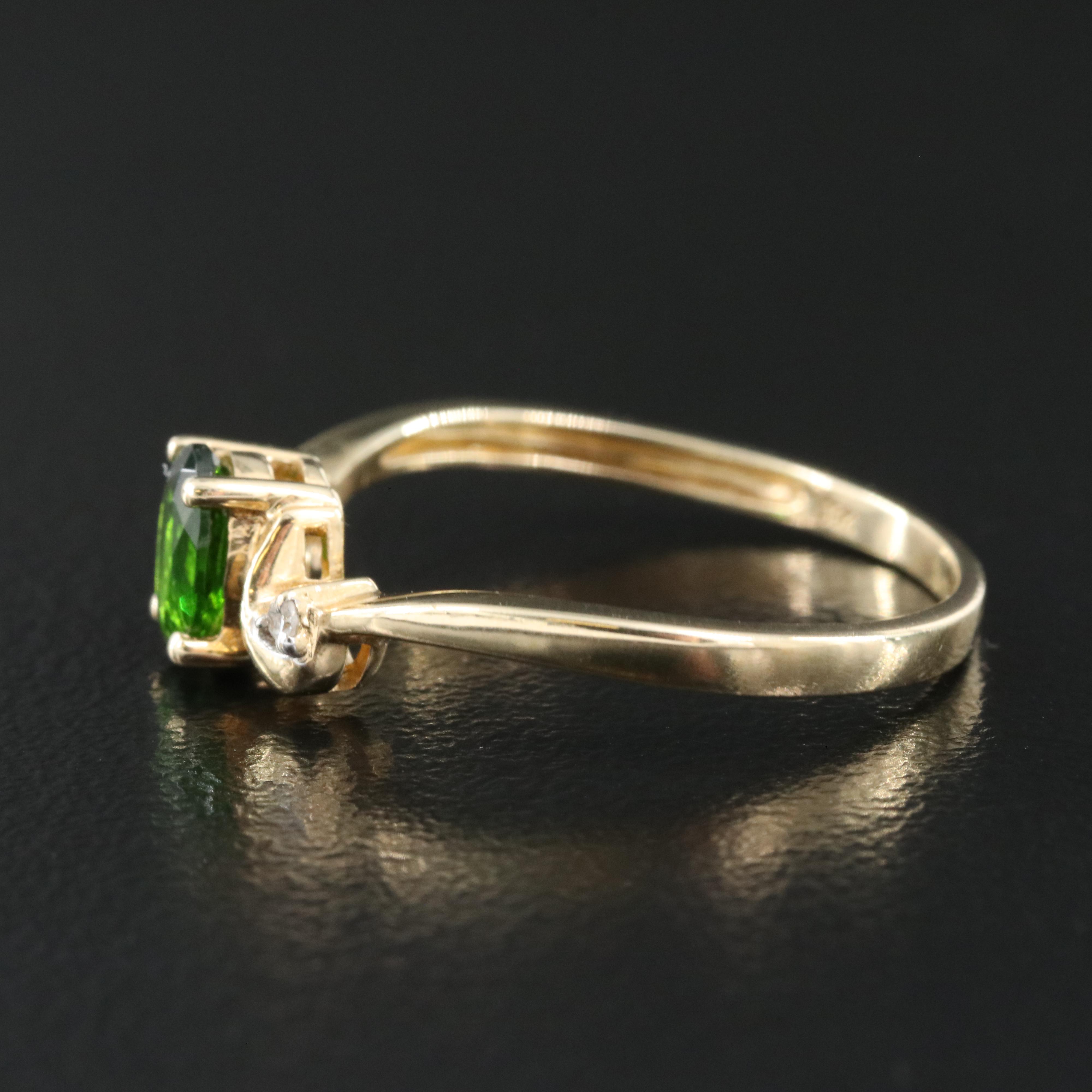 10K Diopside and Diamond Ring
