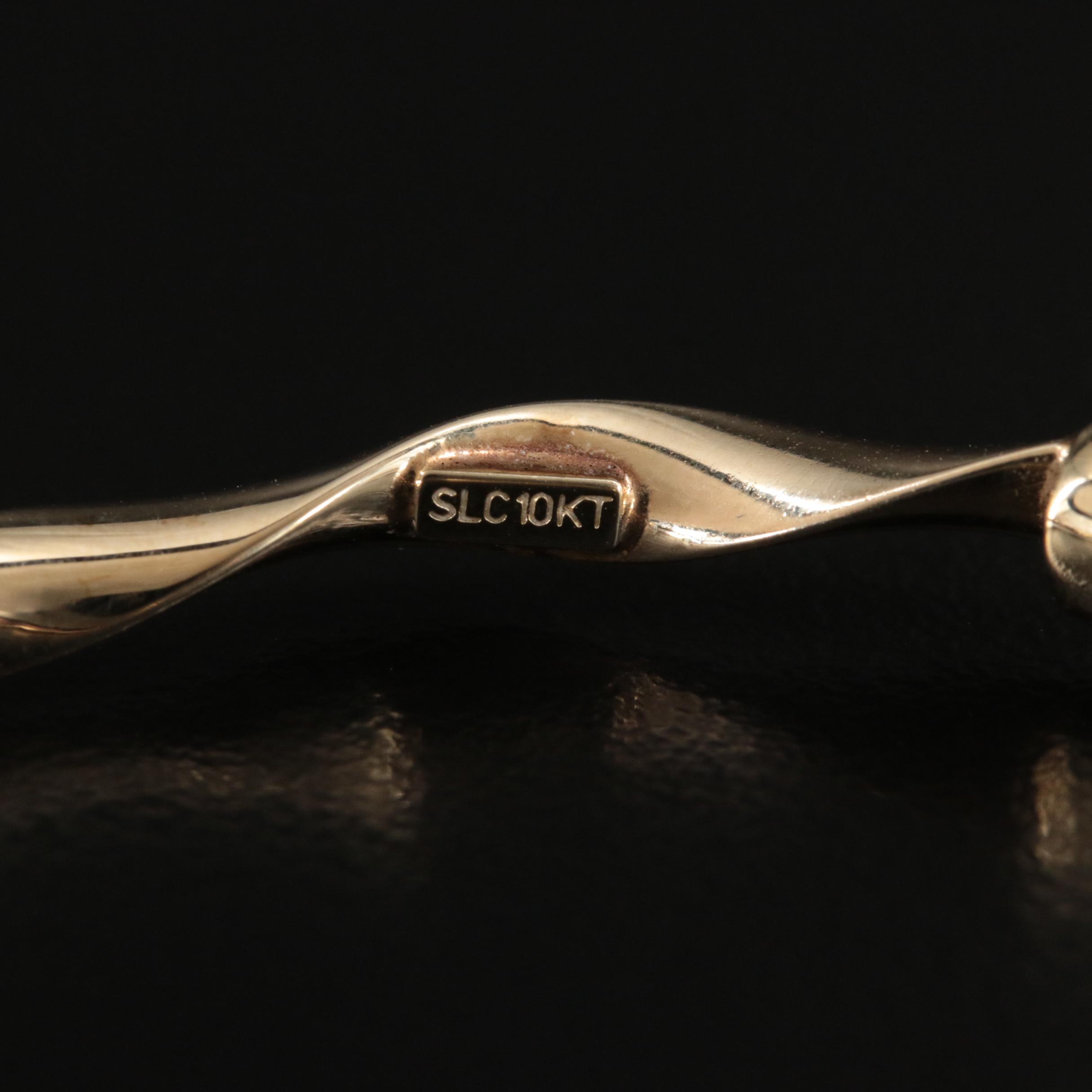 10K Hinged Fluted Bangle