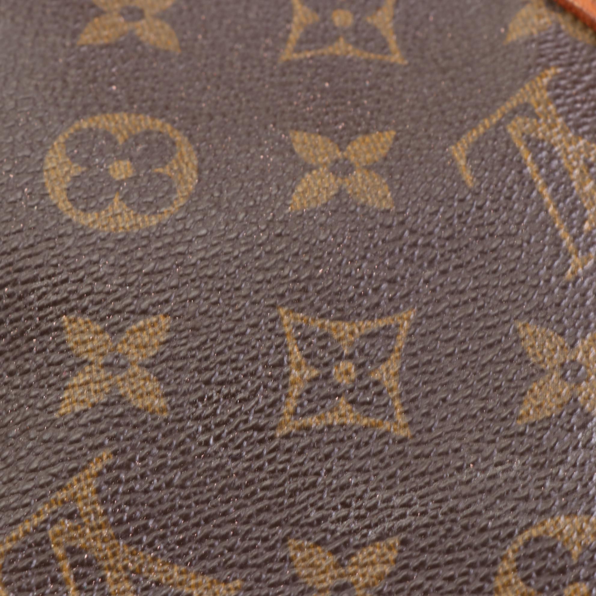 Louis Vuitton Sac Souple 45 Travel Bag in Monogram Canvas and Vachetta Leather