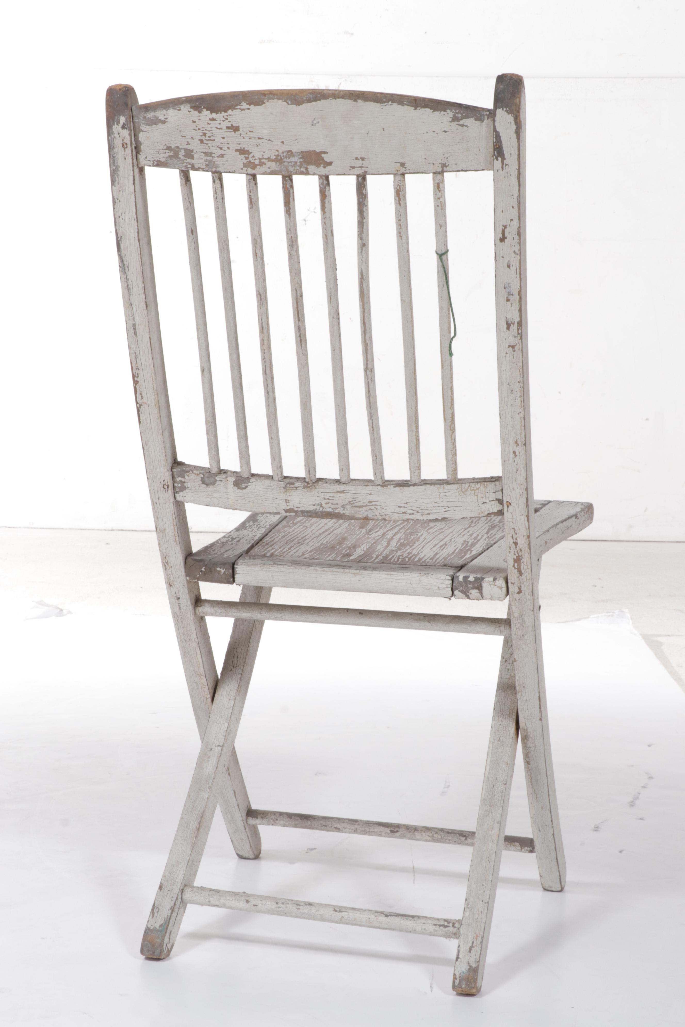 White-Painted Wooden Folding Chair