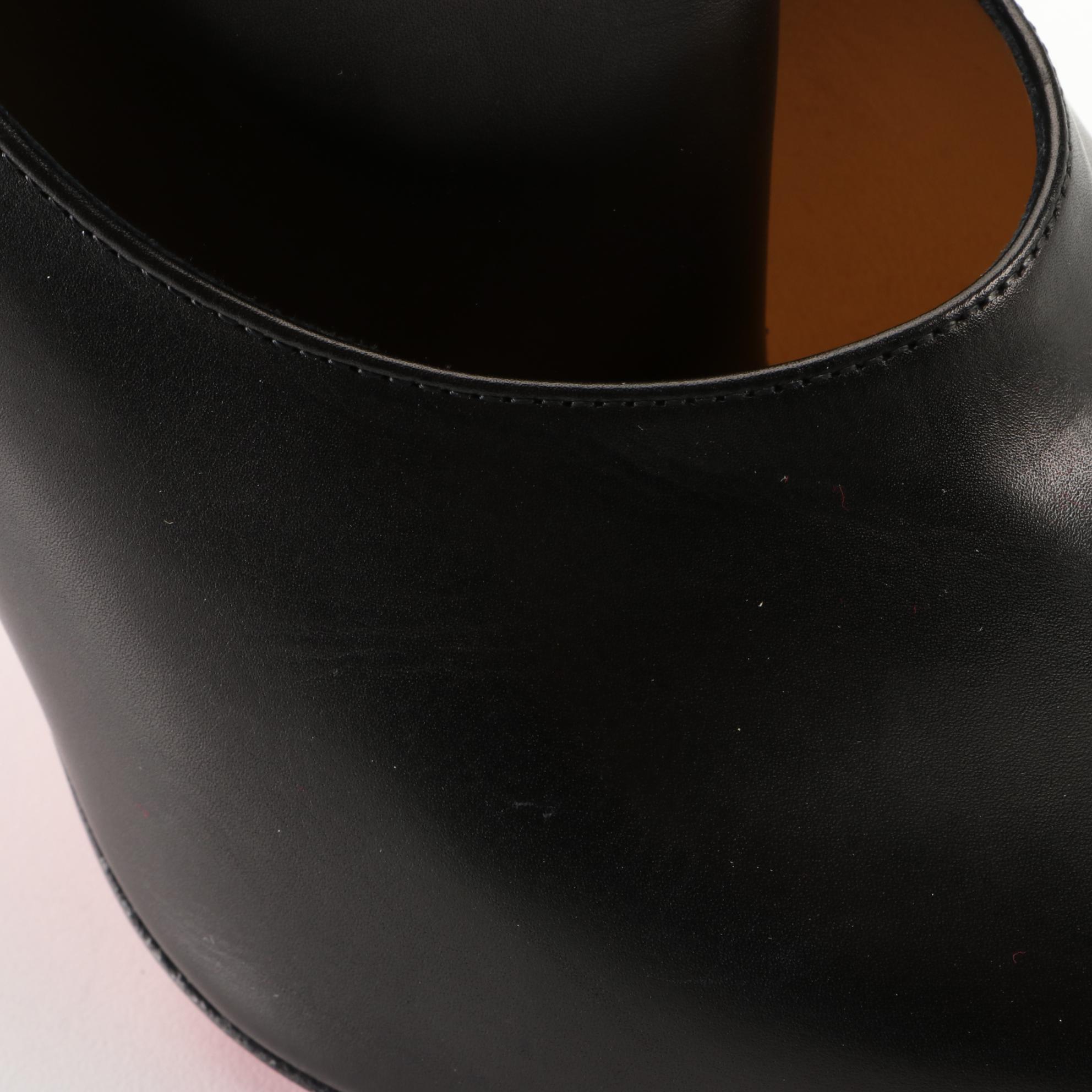 Christian Louboutin Miss Zorra 110mm Pumps in Leather