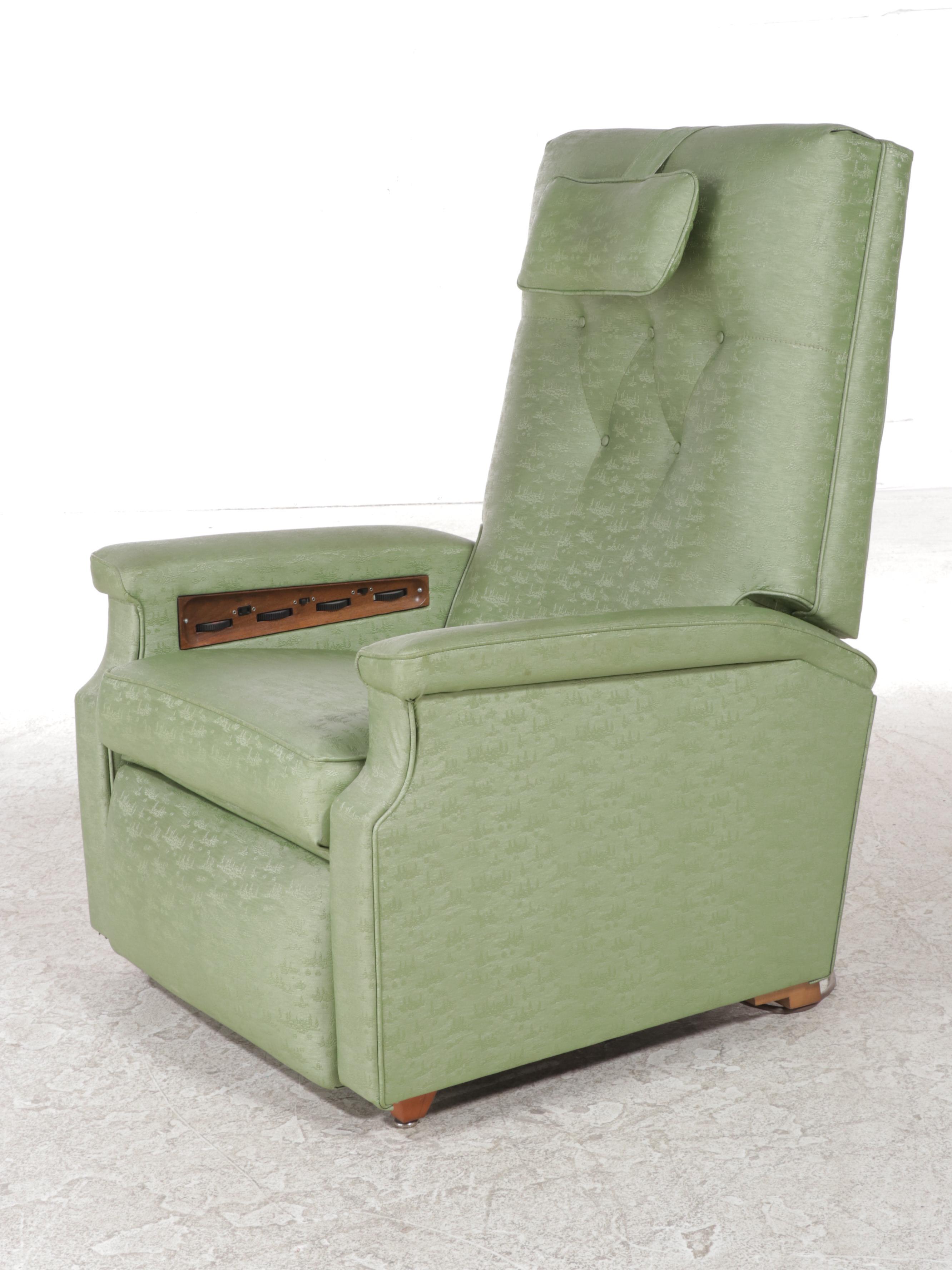 Niagara Therapy Mfg. Corp. Green Vinyl Cyclo-Massage Recliner