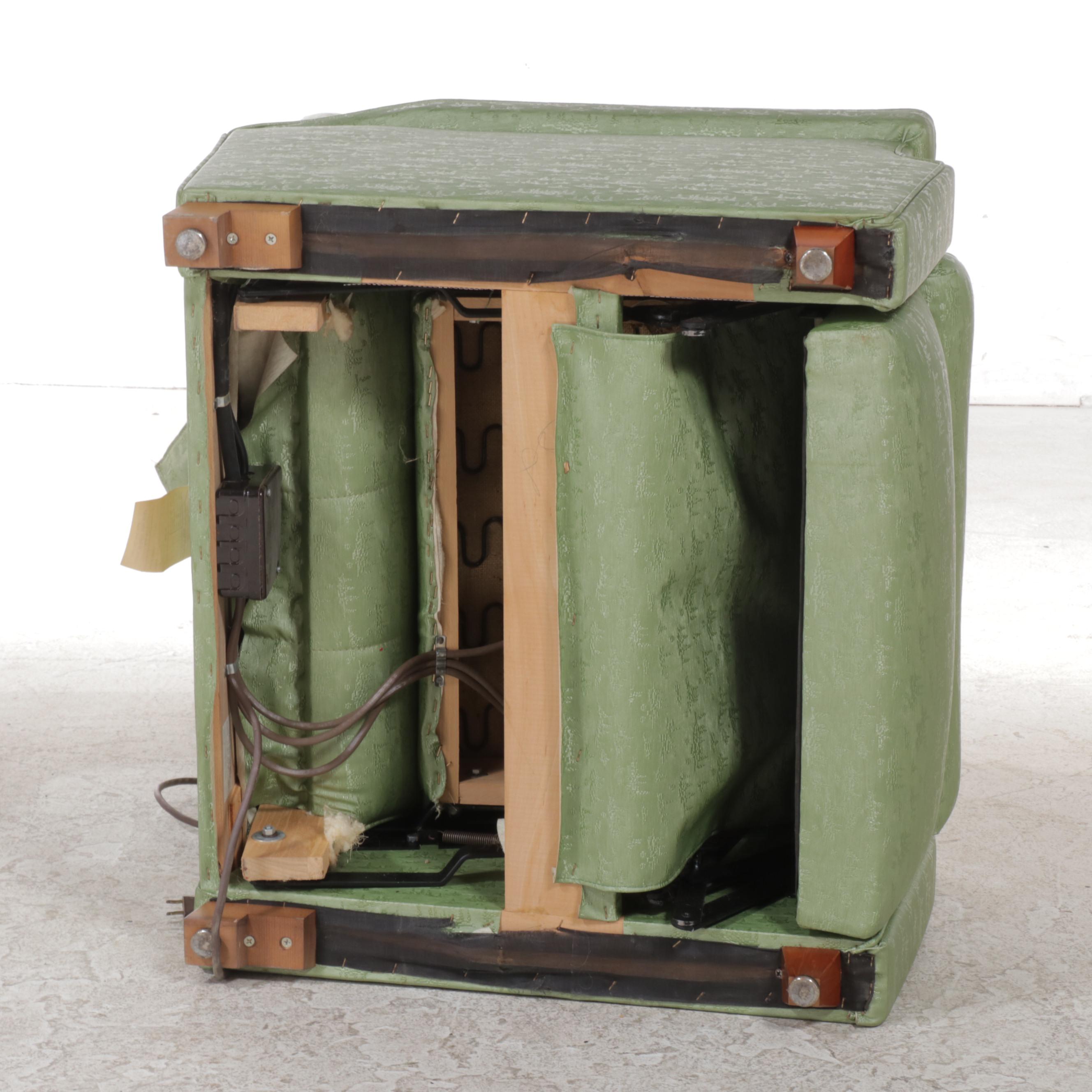 Niagara Therapy Mfg. Corp. Green Vinyl Cyclo-Massage Recliner