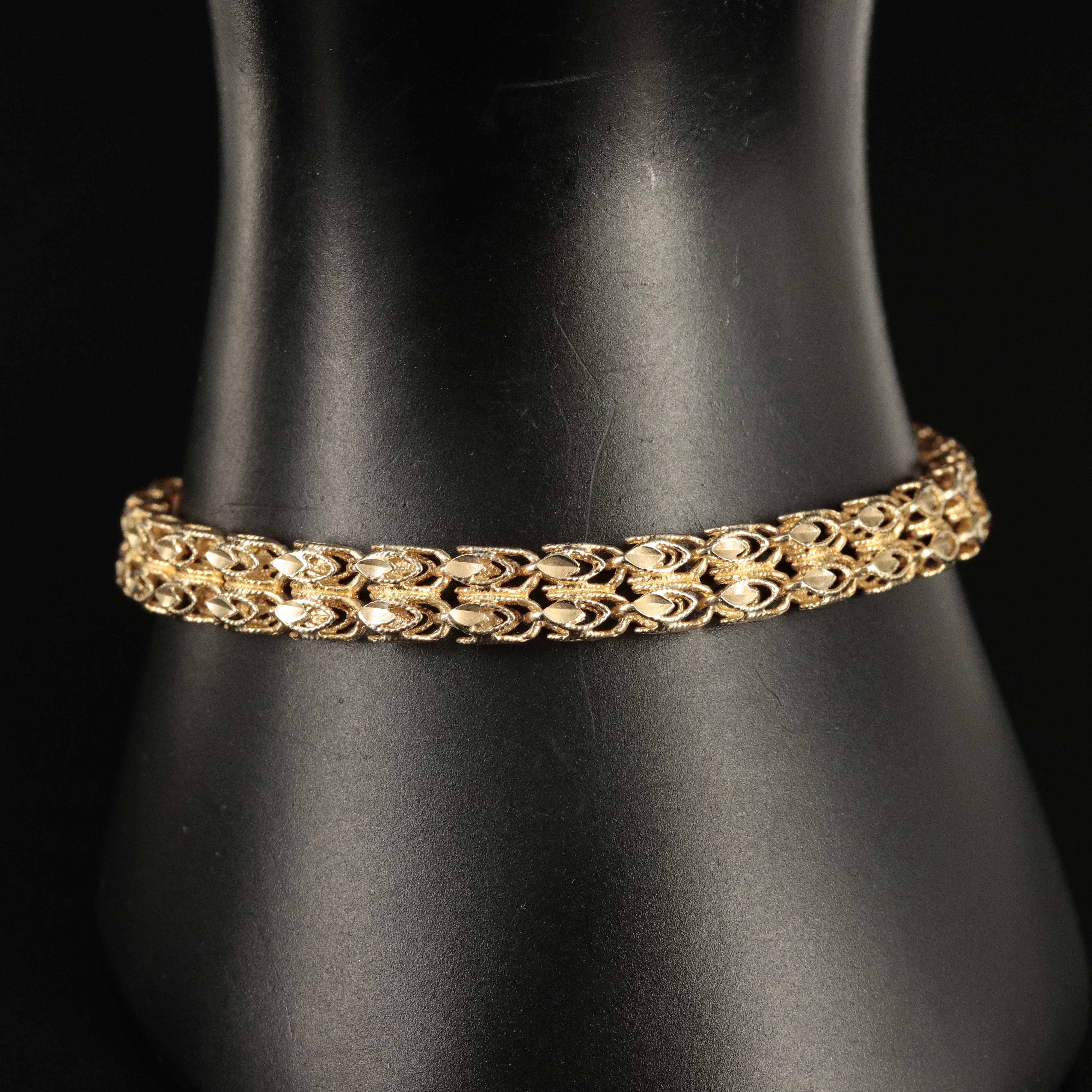 10K Fancy Link Bracelet