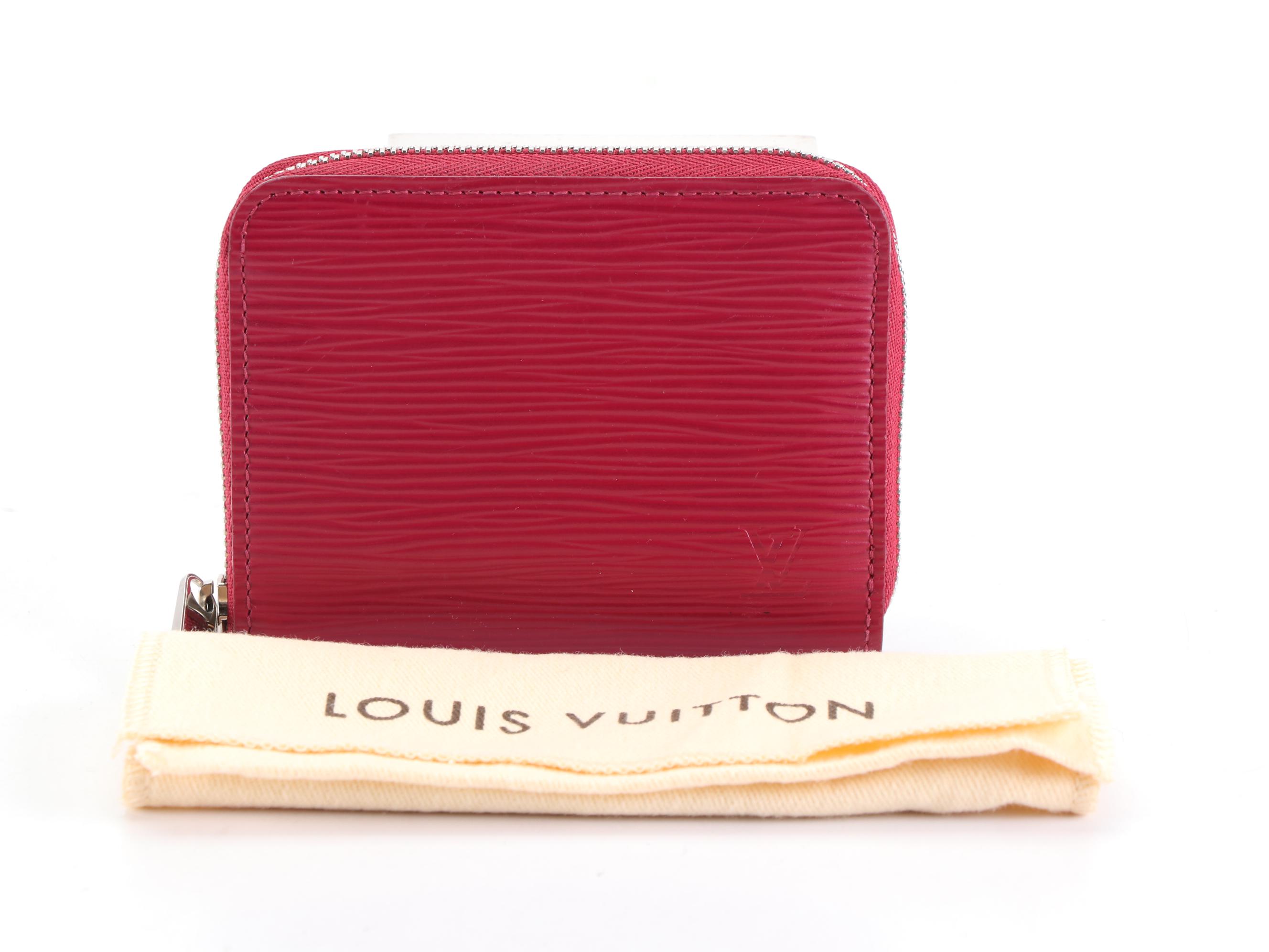 Louis Vuitton Zippy Coin Purse in Fuchsia Epi Leather