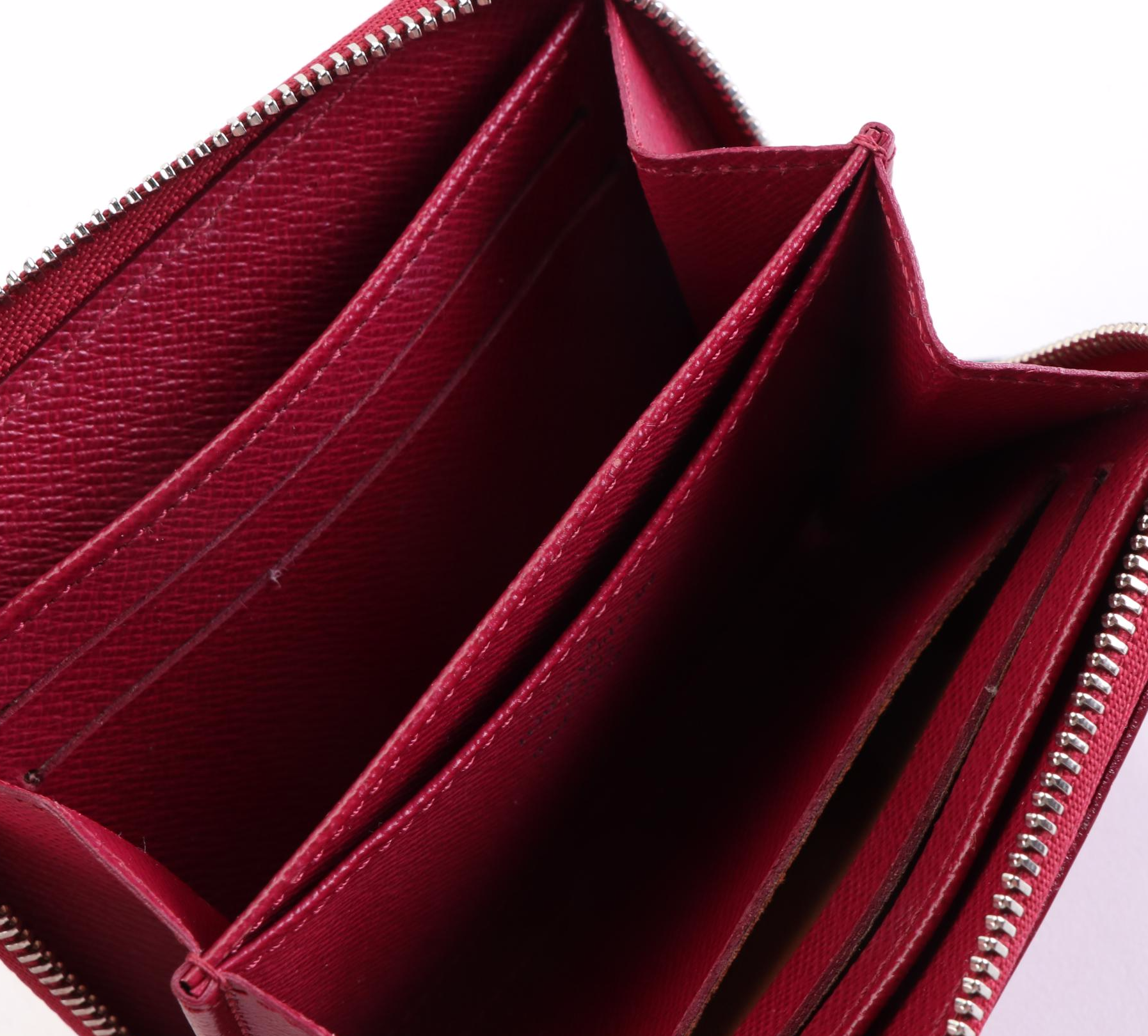 Louis Vuitton Zippy Coin Purse in Fuchsia Epi Leather