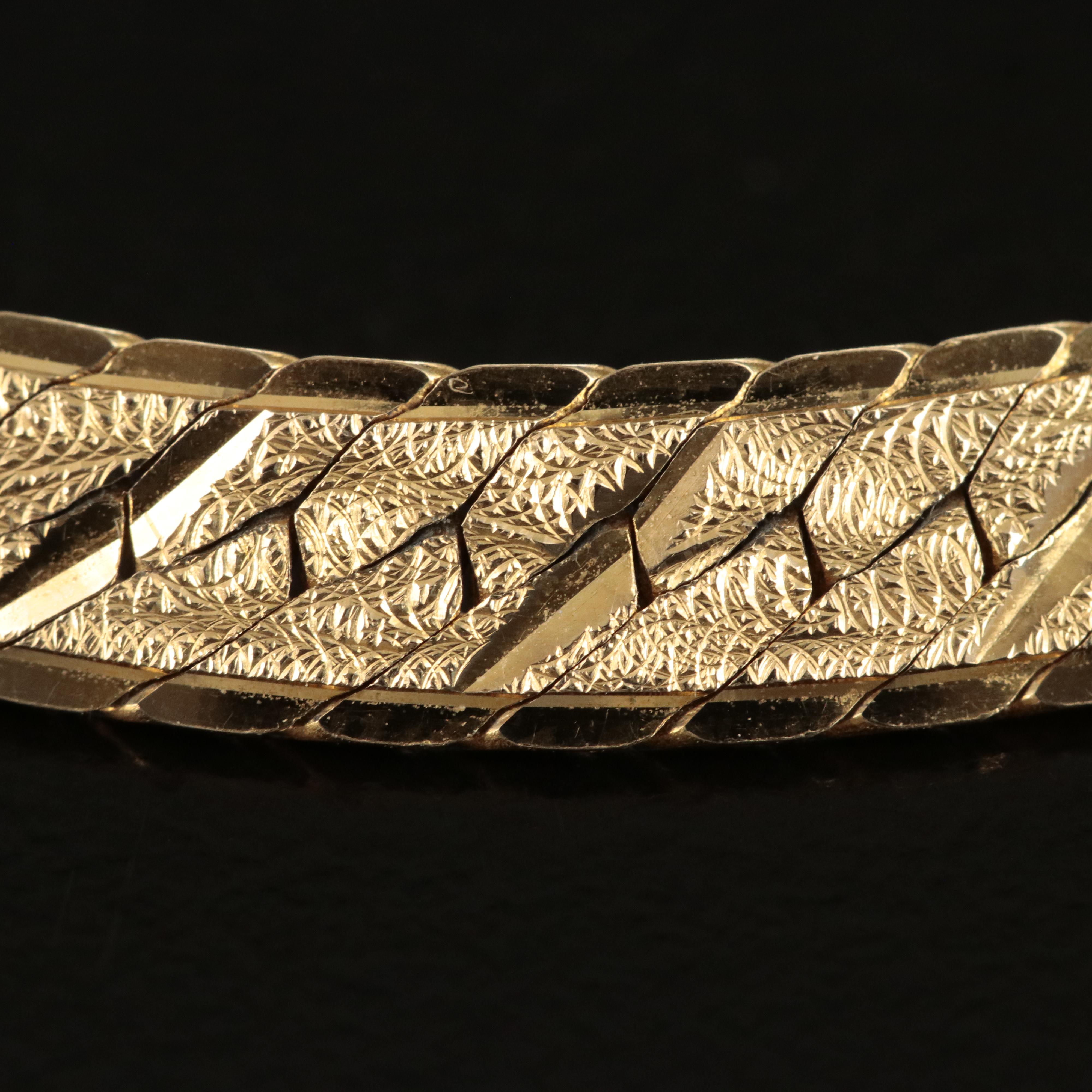 Italian 14K Patterned Herringbone Bracelet