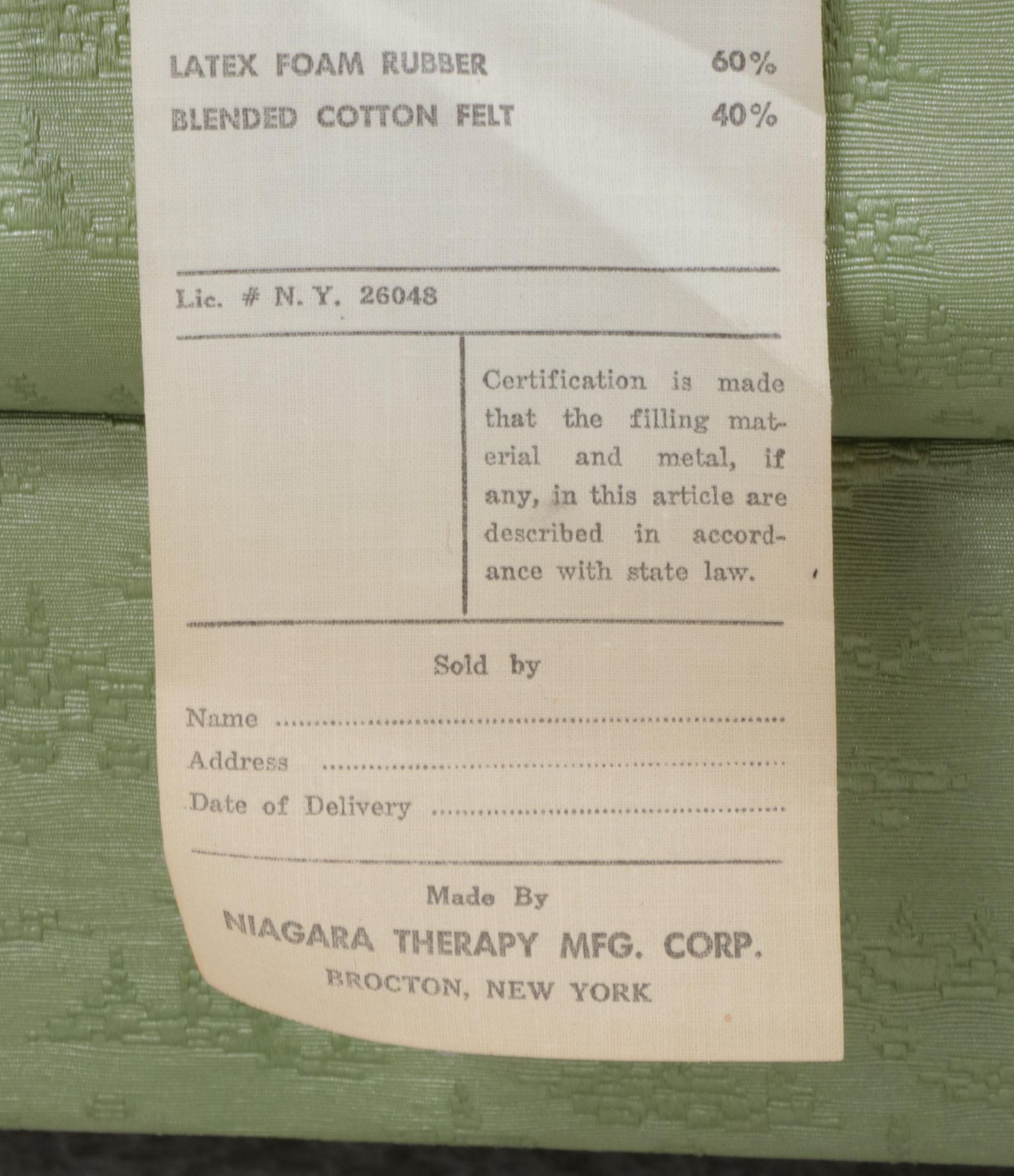 Niagara Therapy Mfg. Corp. Green Vinyl Cyclo-Massage Recliner