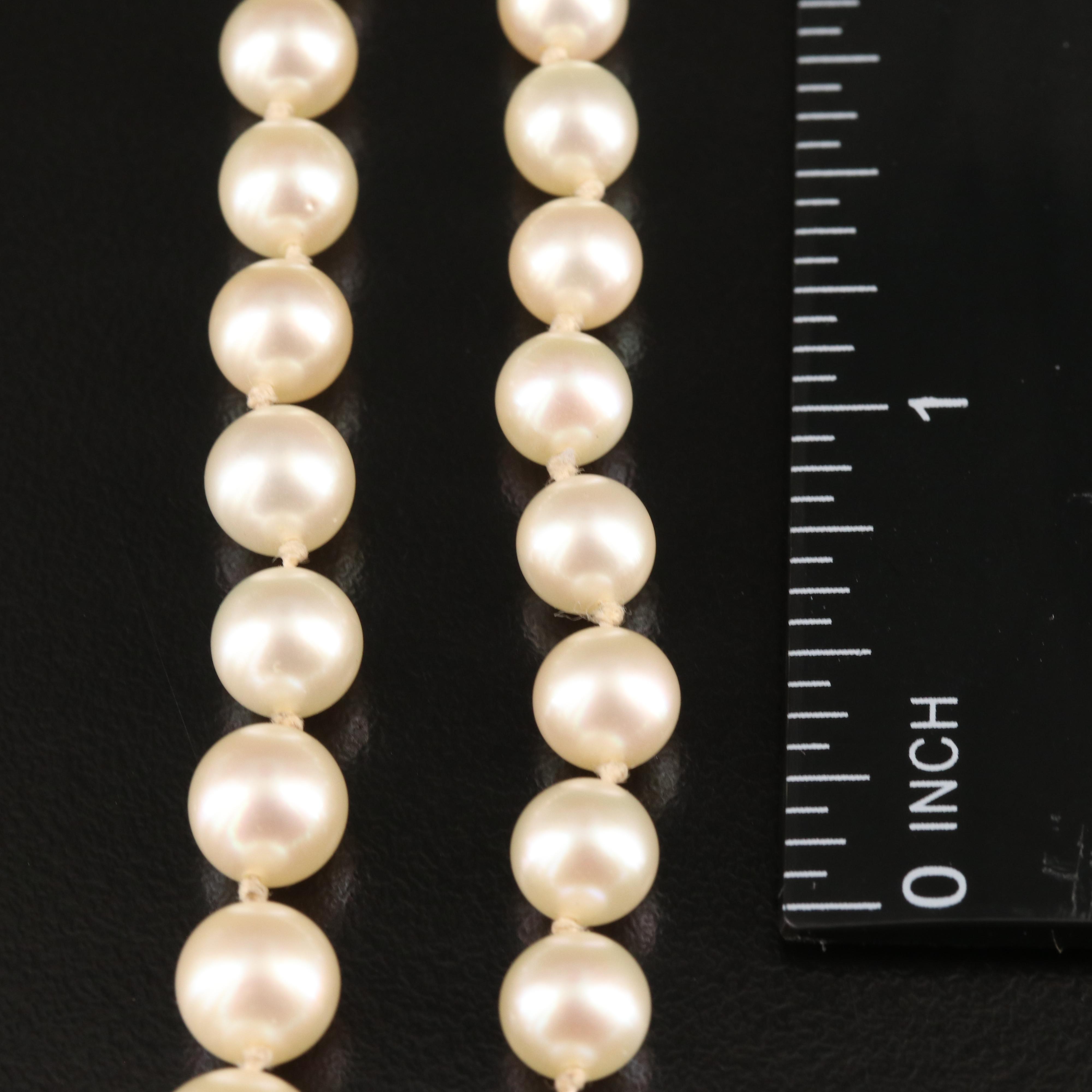 Graduated Pearl Necklace with 14K Clasp