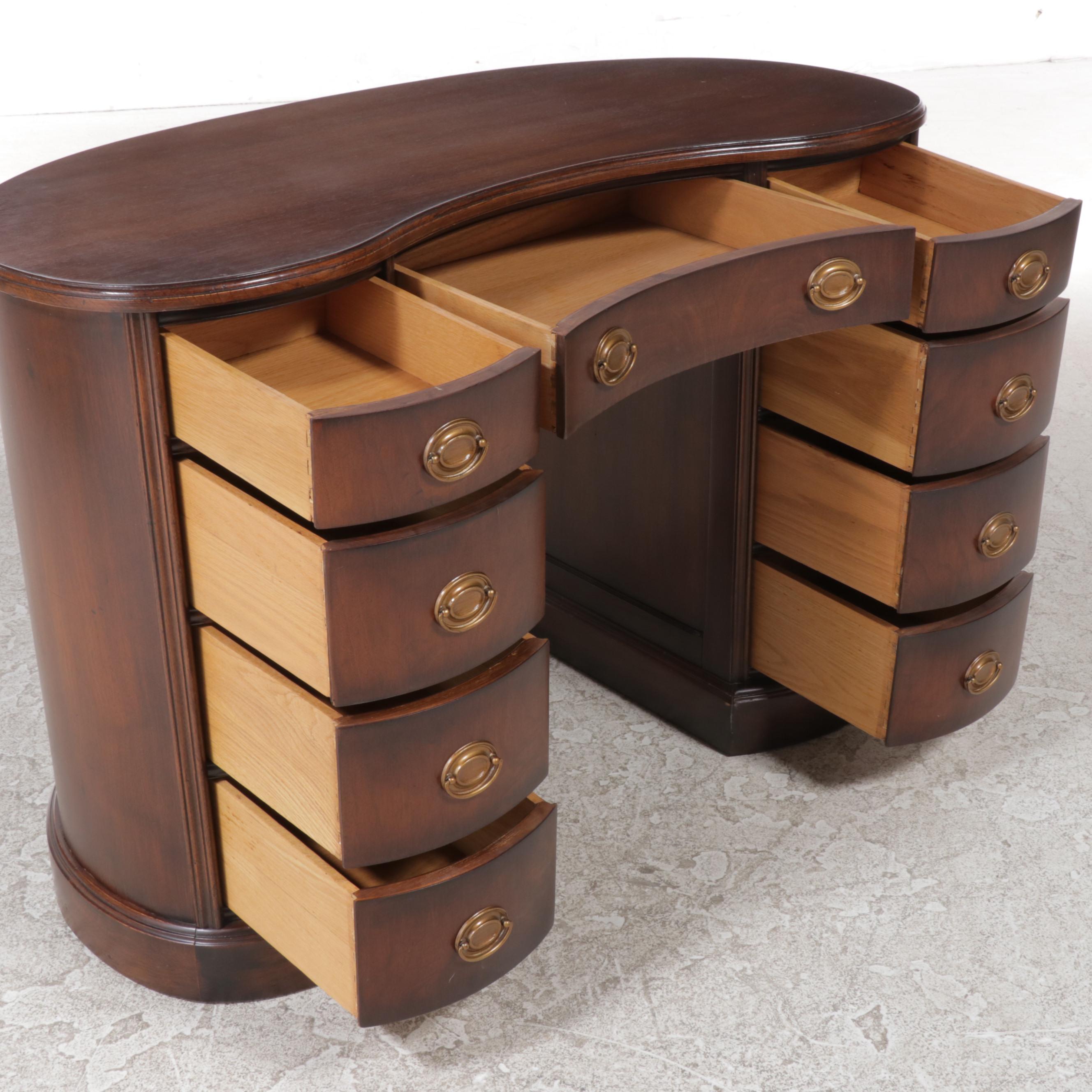 Federal Style Mahogany Kidney-Form Kneehole Desk, 20th Century