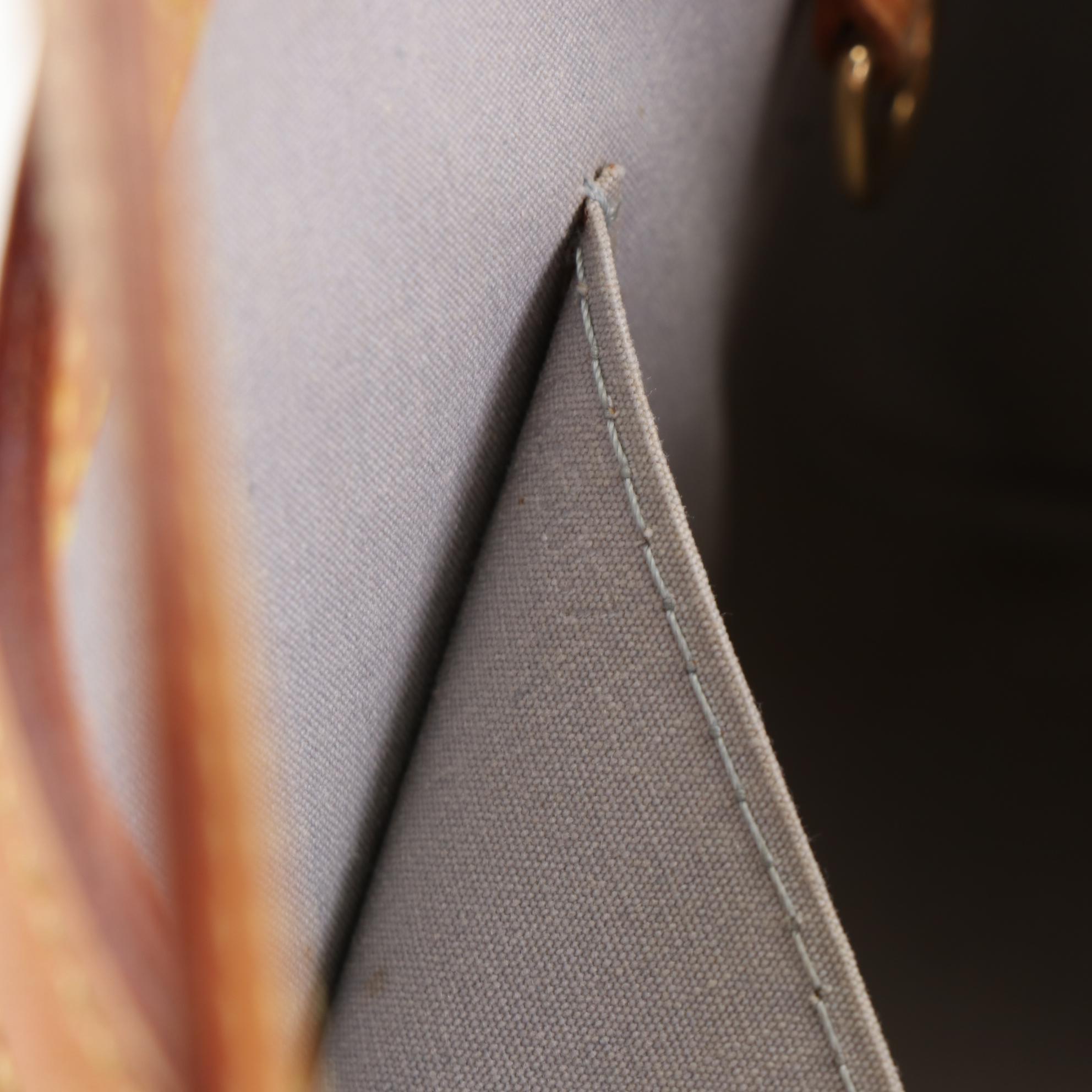 Louis Vuitton Roxbury Drive Bag in Perle Monogram Vernis