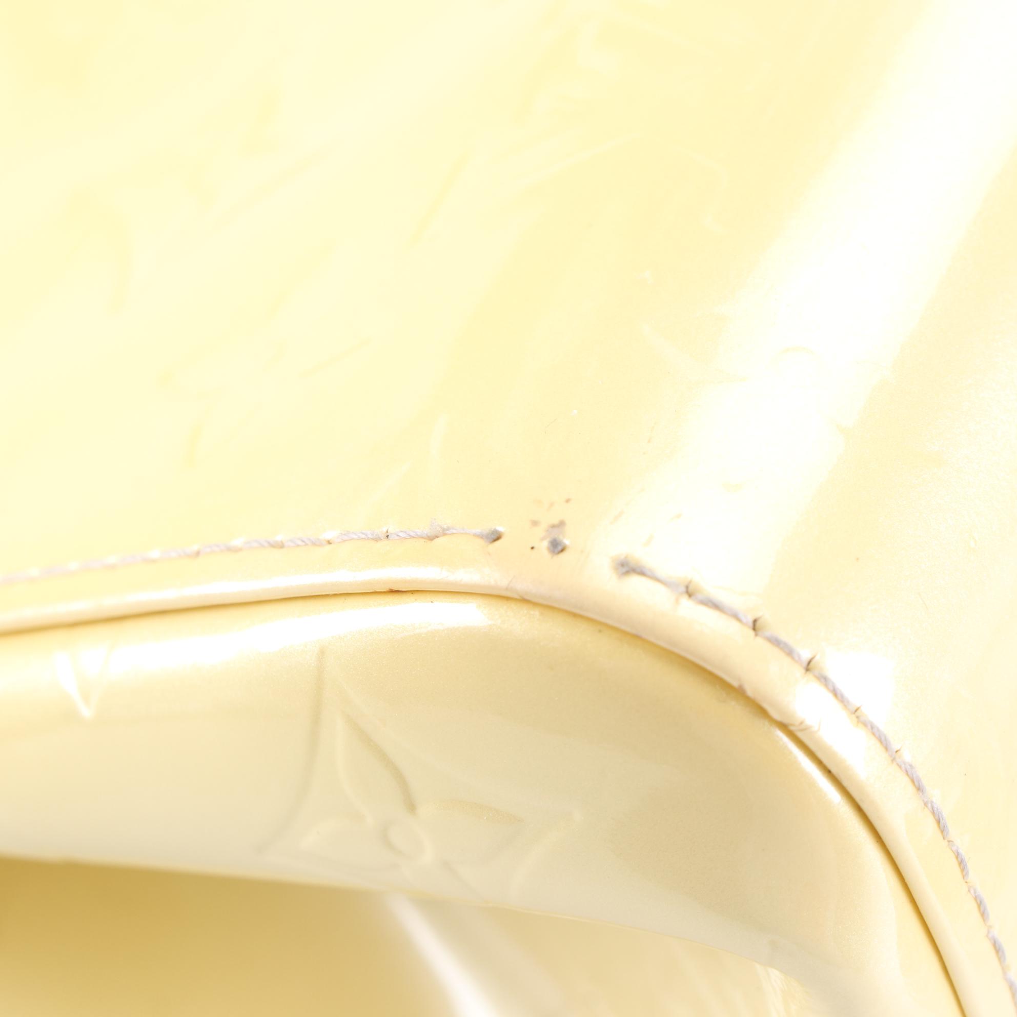 Louis Vuitton Roxbury Drive Bag in Perle Monogram Vernis