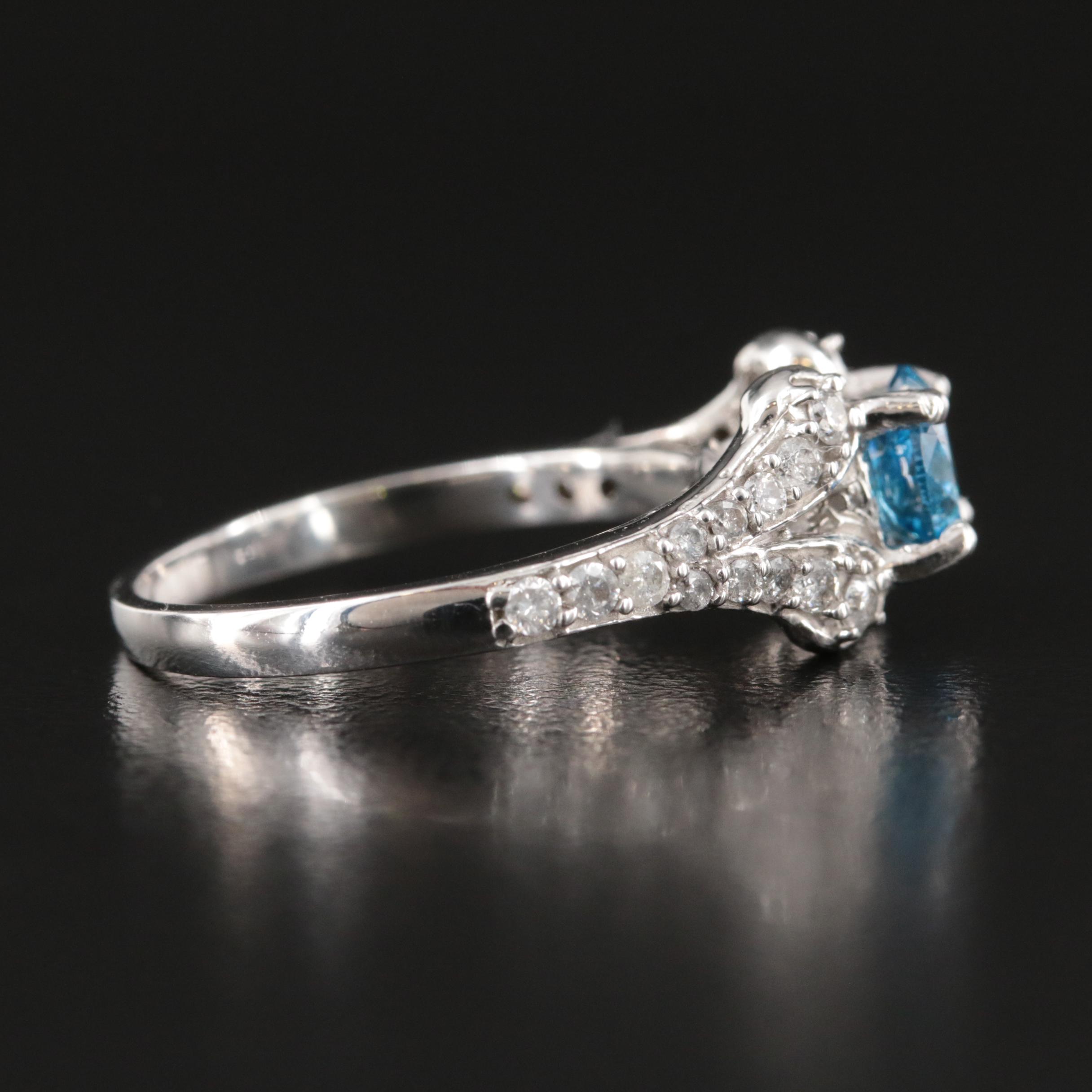 14K 1.47 CTW Diamond Ring with Fancy Blue Center