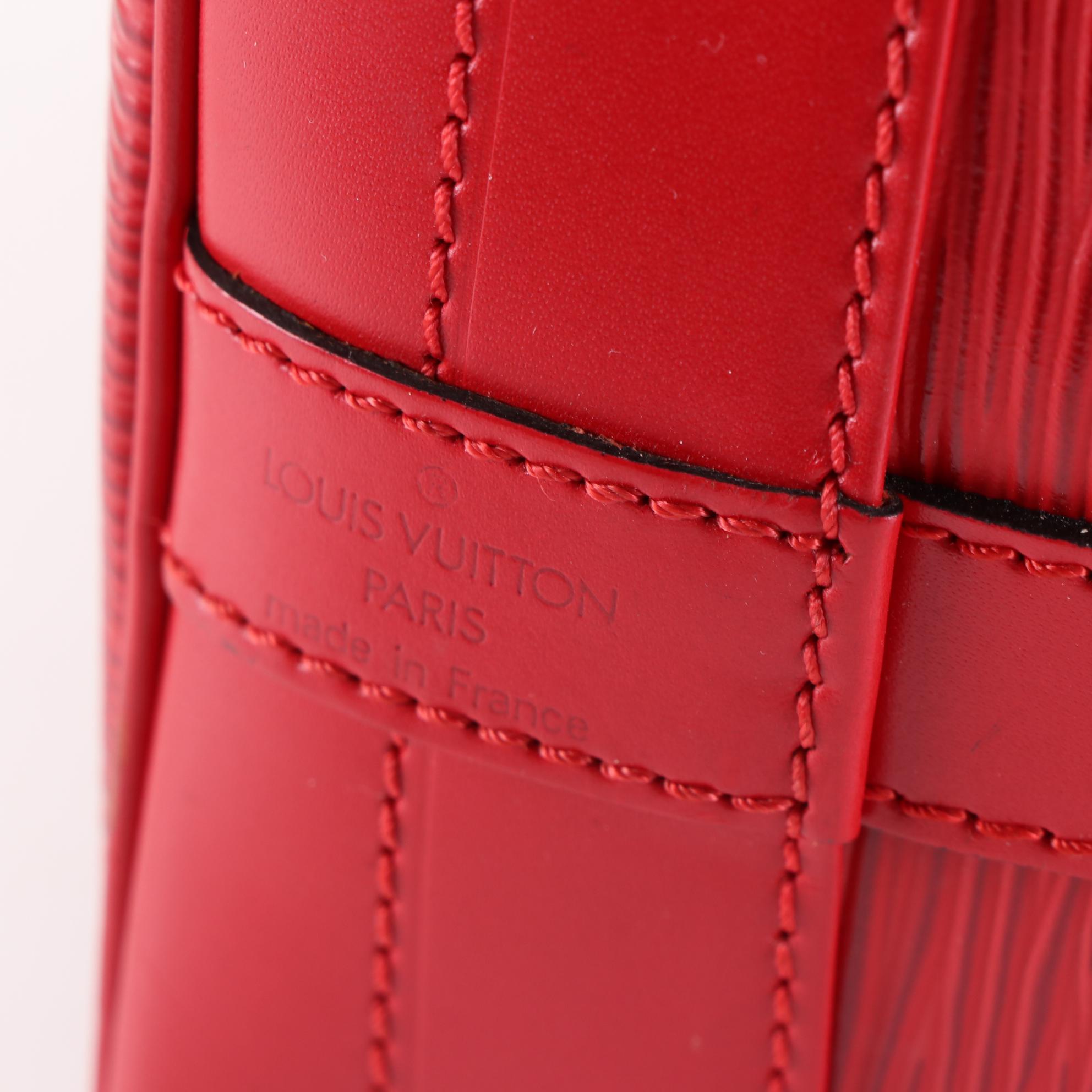 Louis Vuitton Noé Bucket Bag in Red Epi Leather