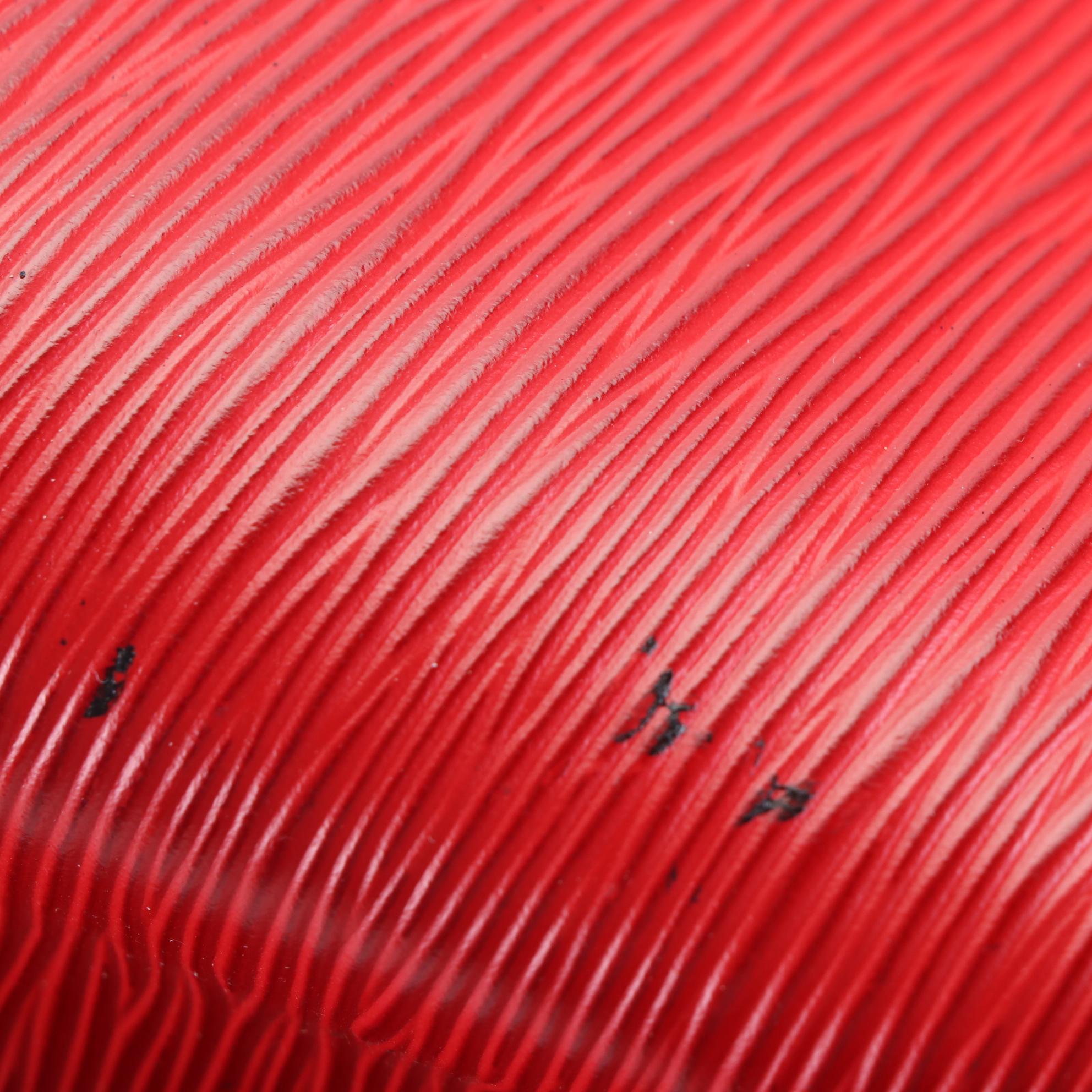 Louis Vuitton Noé Bucket Bag in Red Epi Leather