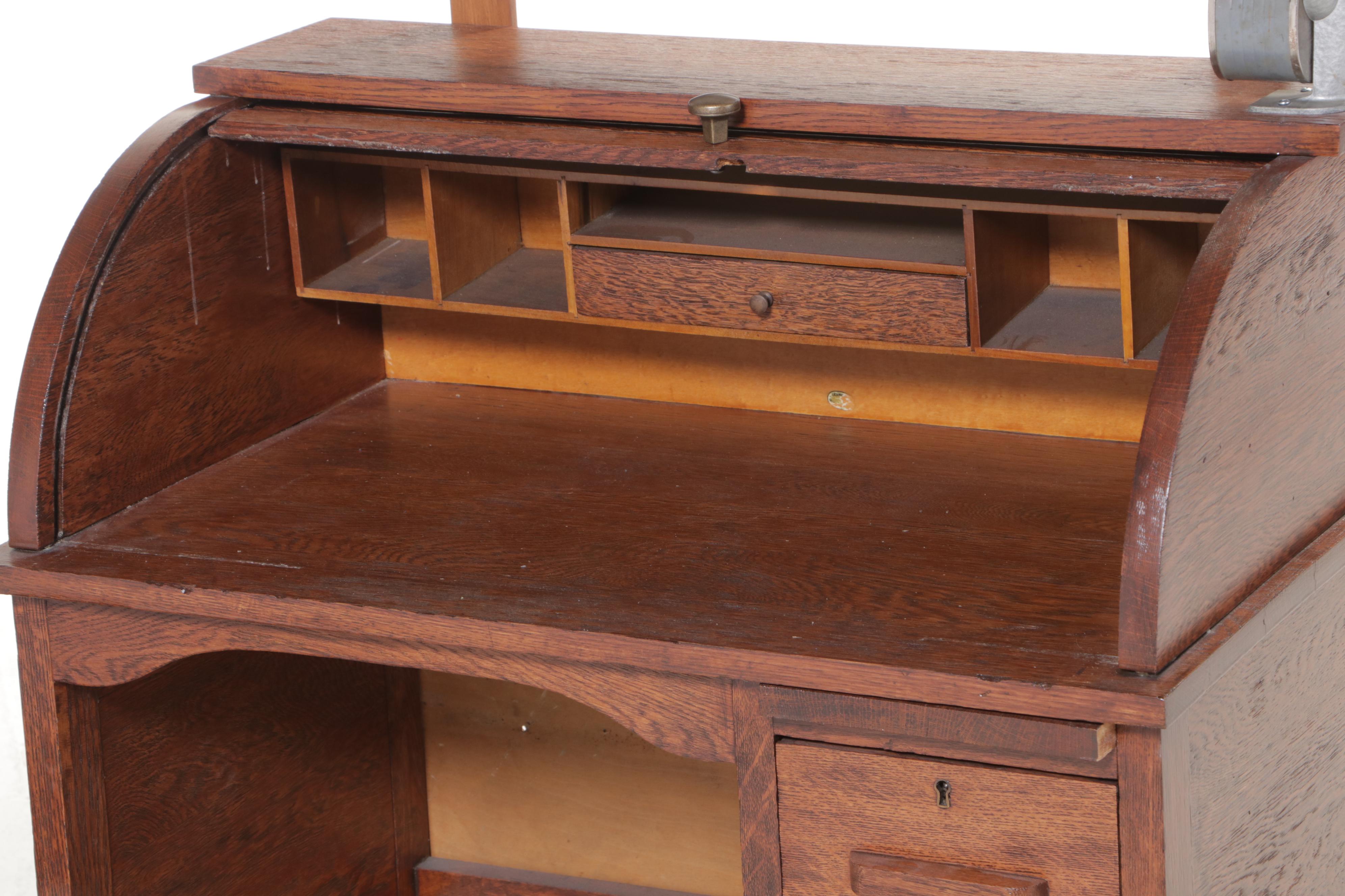 Eastman Mfg. Co. Oak Child's Roll-Top Desk, Early to Mid 20th Century