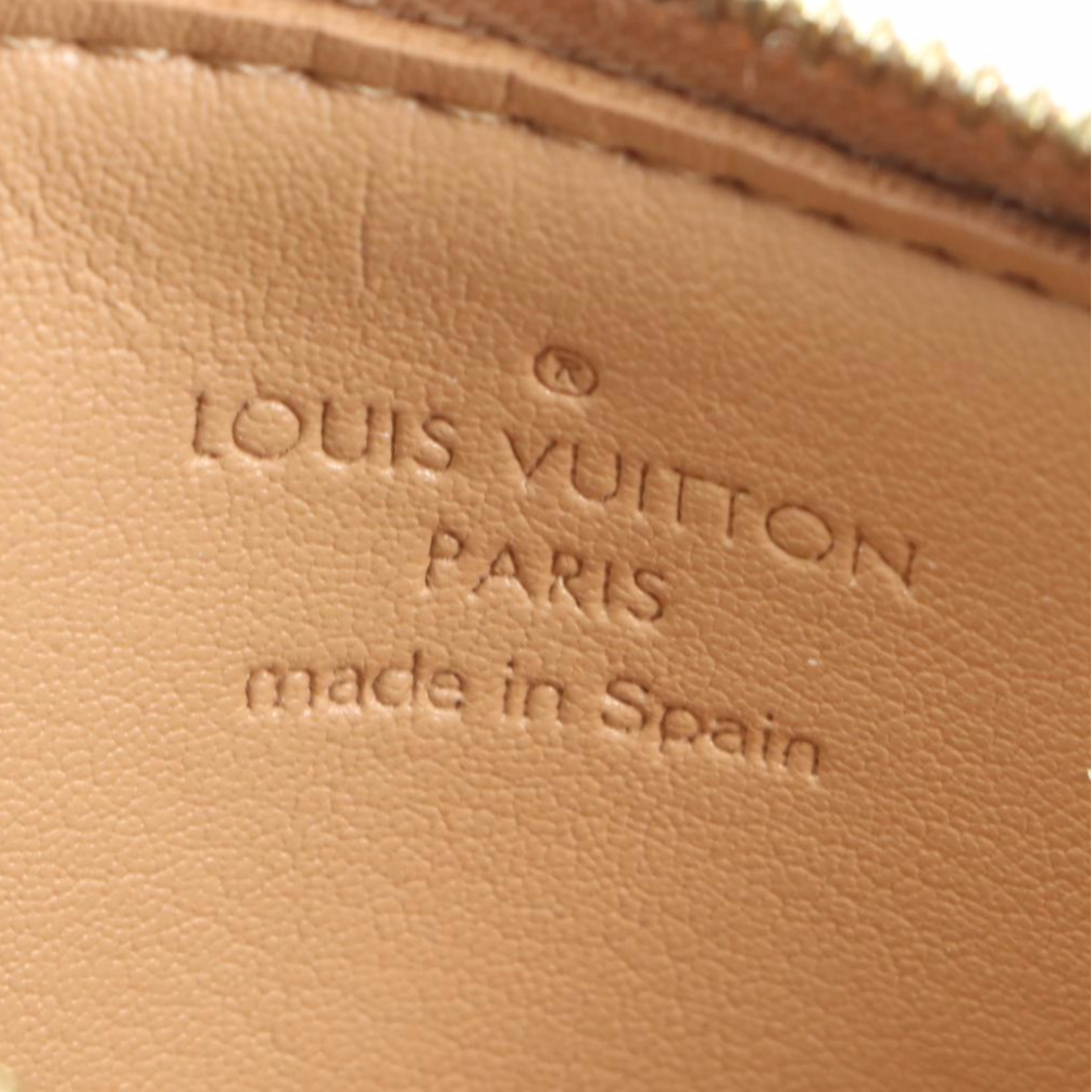 Louis Vuitton Cles Pochette in Monogram Vernis