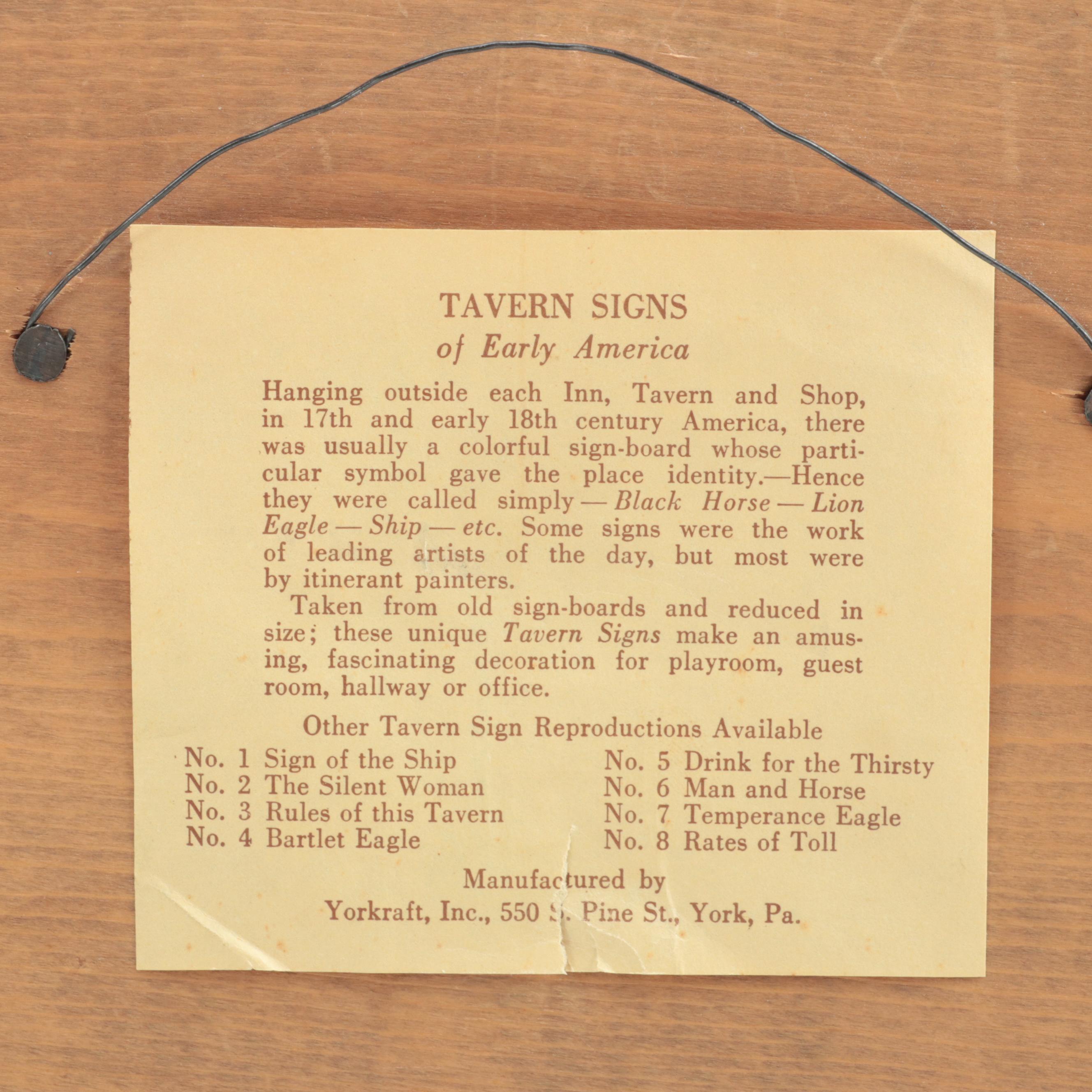 Souvenir Lighthouse Figurines with Other Lighthouse Décor