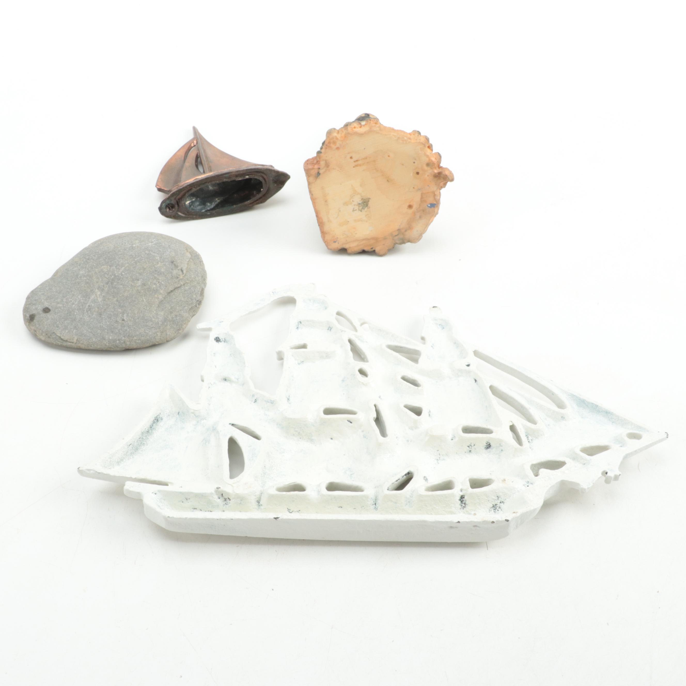 Souvenir Lighthouse Figurines with Other Lighthouse Décor