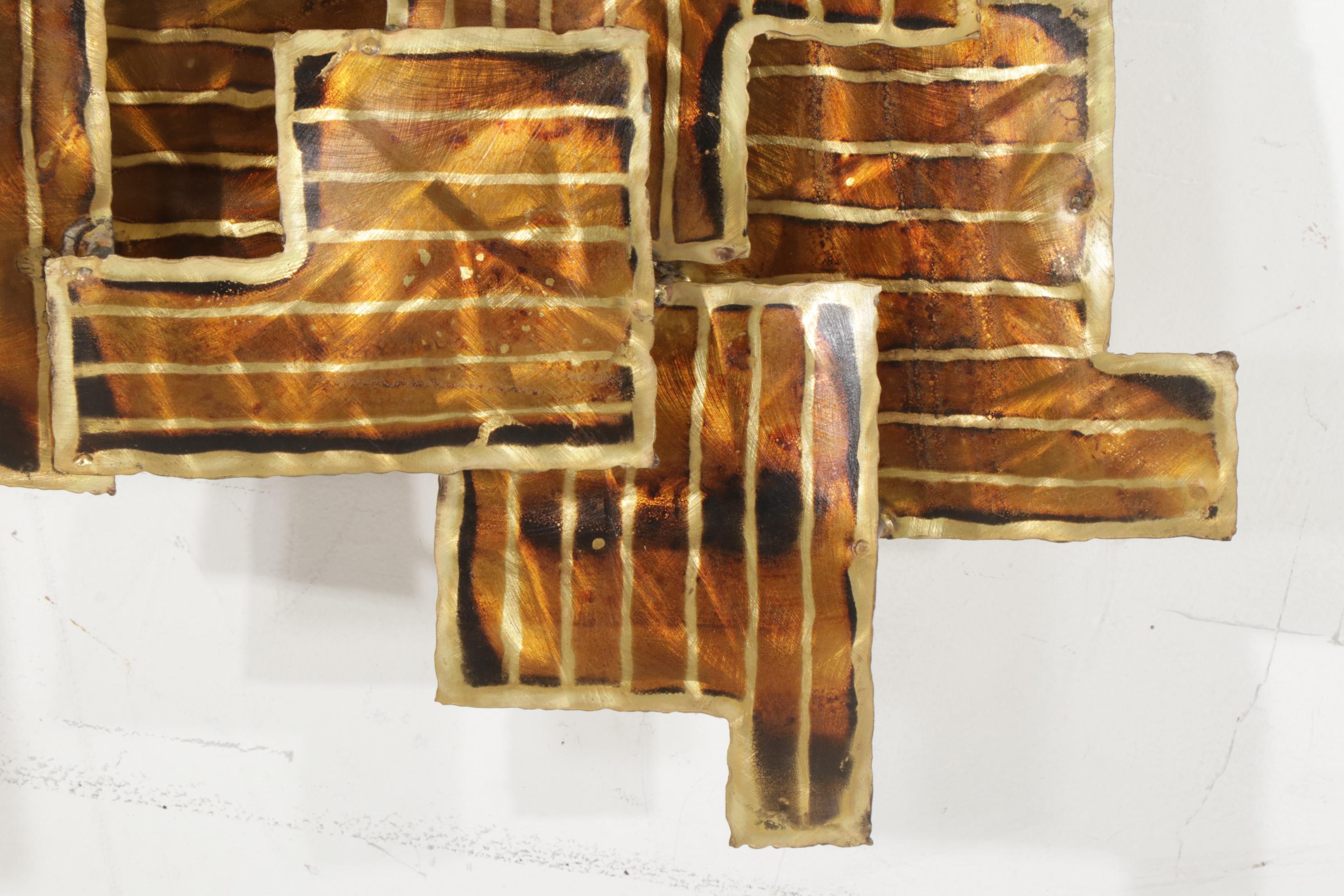 Modernist Style Metal Dimensional Wall Décor