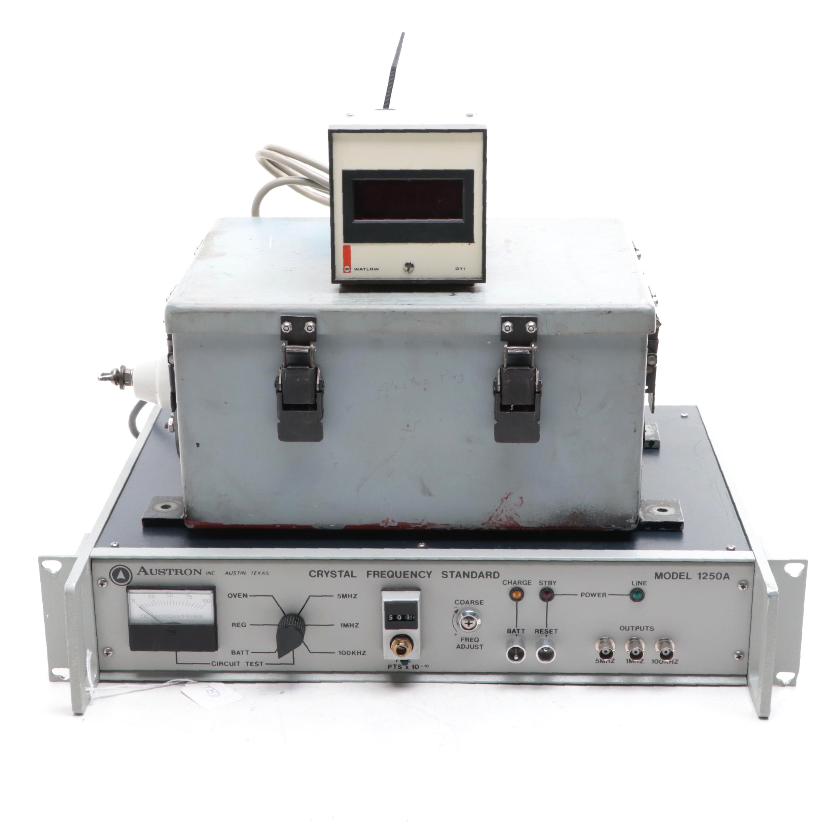 Austron Crystal Frequency Standard With Watlow Sensor