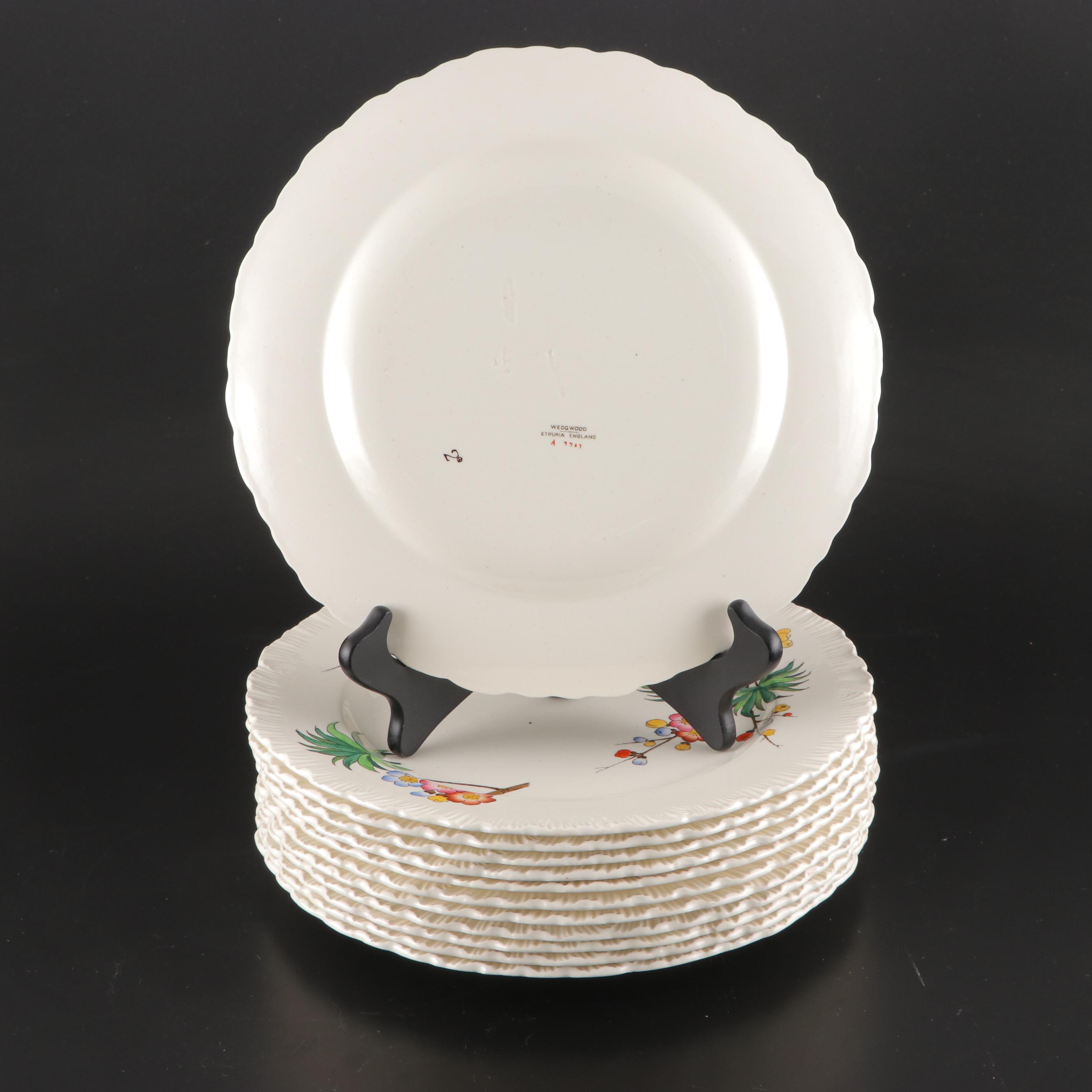 Wedgwood Chinoiserie Shell Edge Stoneware Dinnerware, circa 1926