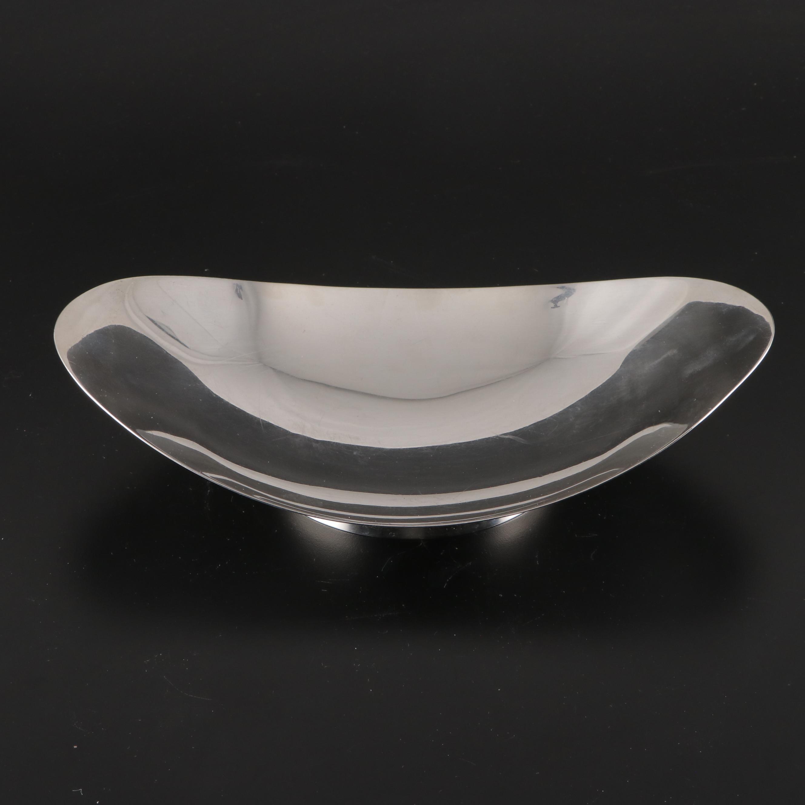 Tiffany & Co. Modernist Sterling Silver Centerpiece Bowl, Mid-20th Century