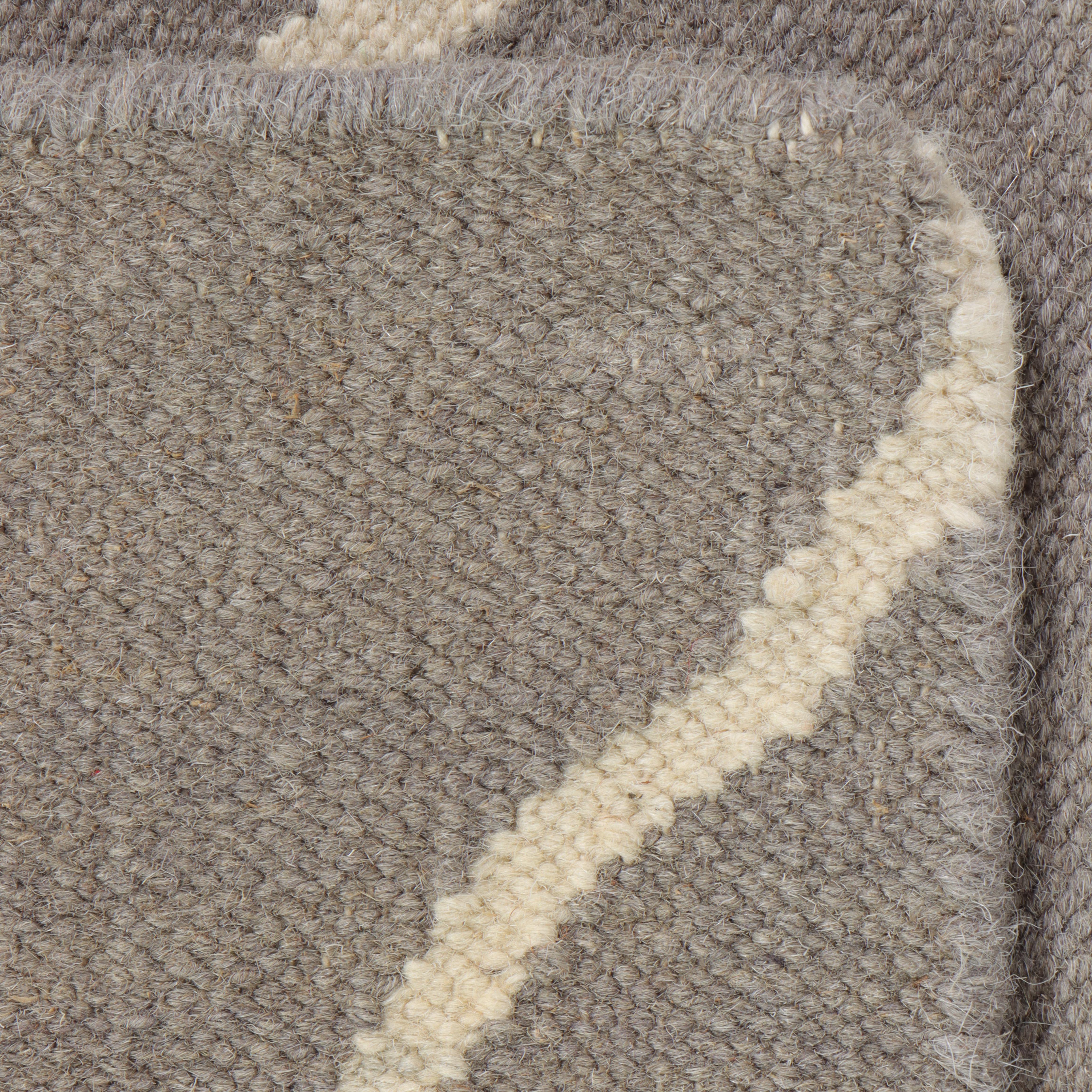 5'1 x 8' Handwoven Indian Dhurrie Area Rug