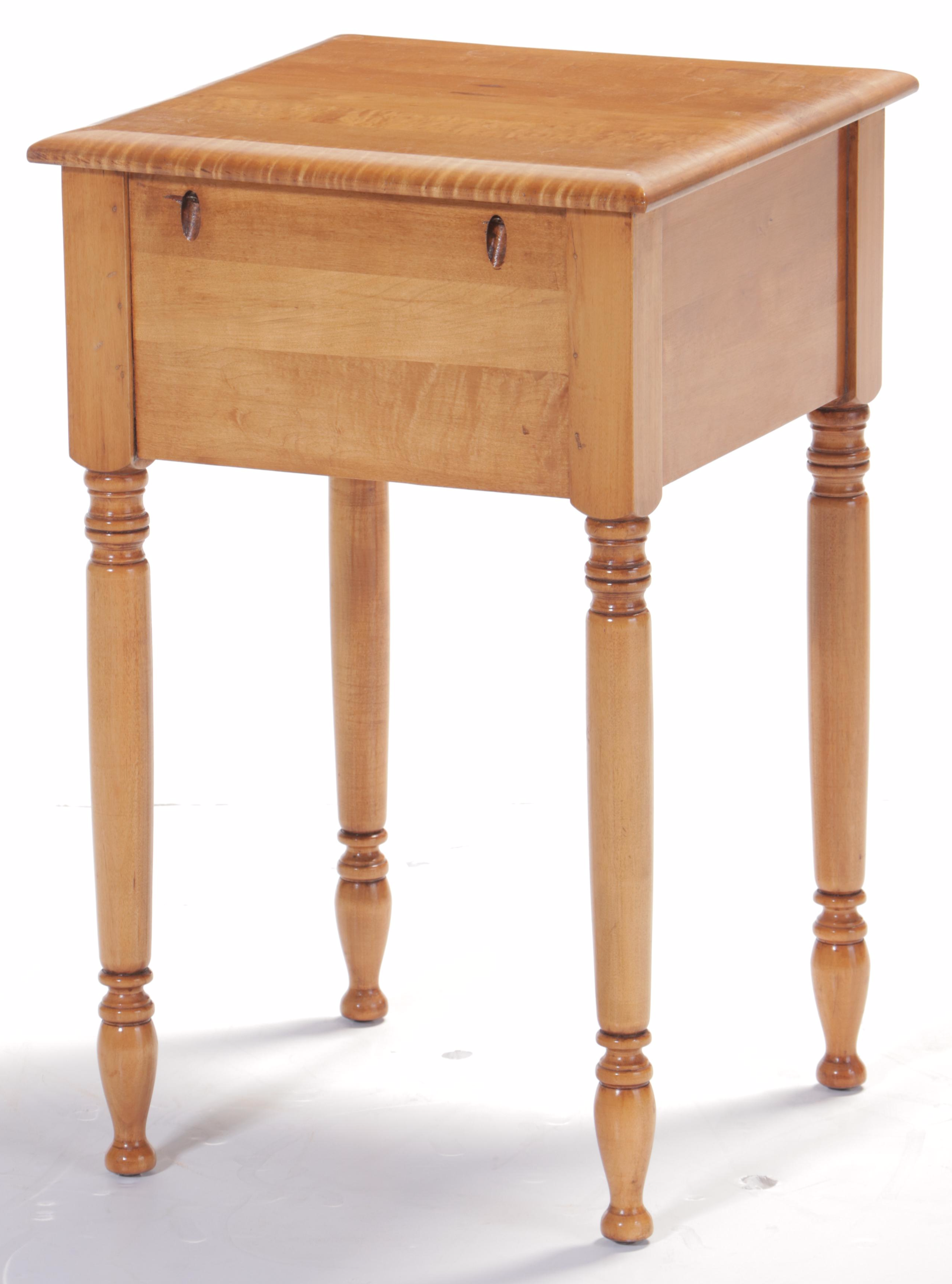 Federal Style Maple Side Table, Mid to Late 20th Century