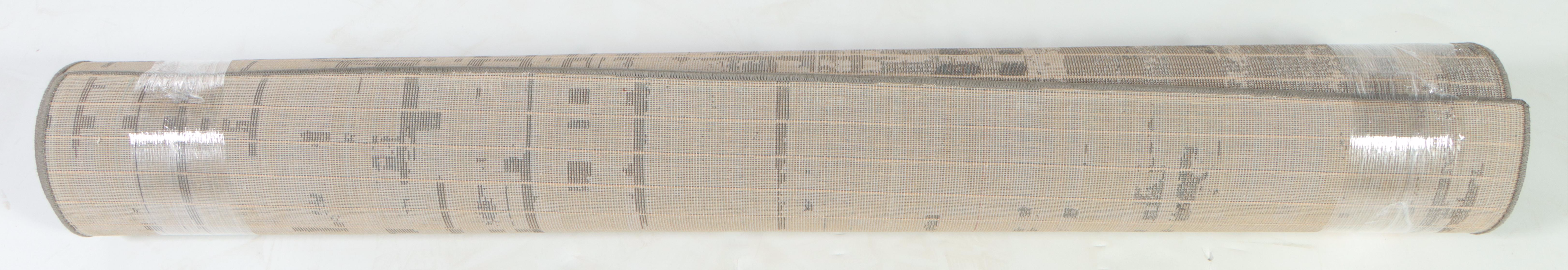 5'2 x 7'6 Machine Made The Rug Gallery Area Rug