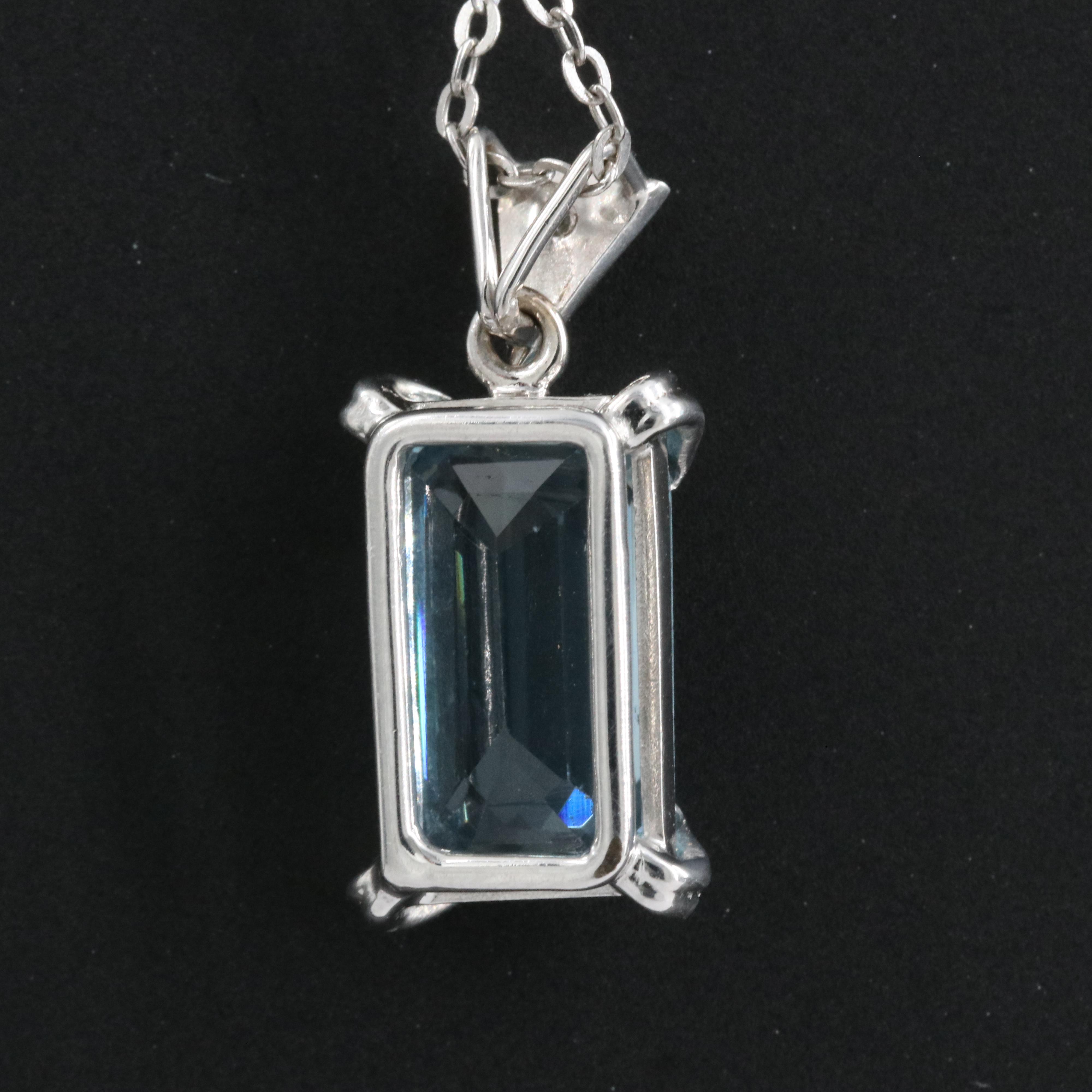 18K Aquamarine and Diamond Pendant Necklace with GIA Report