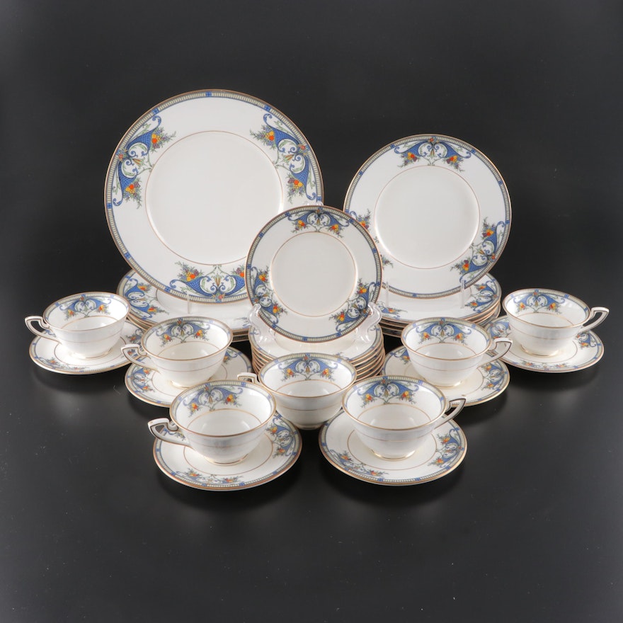 Royal Worcester Porcelain Dinnerware, Early 20th Century