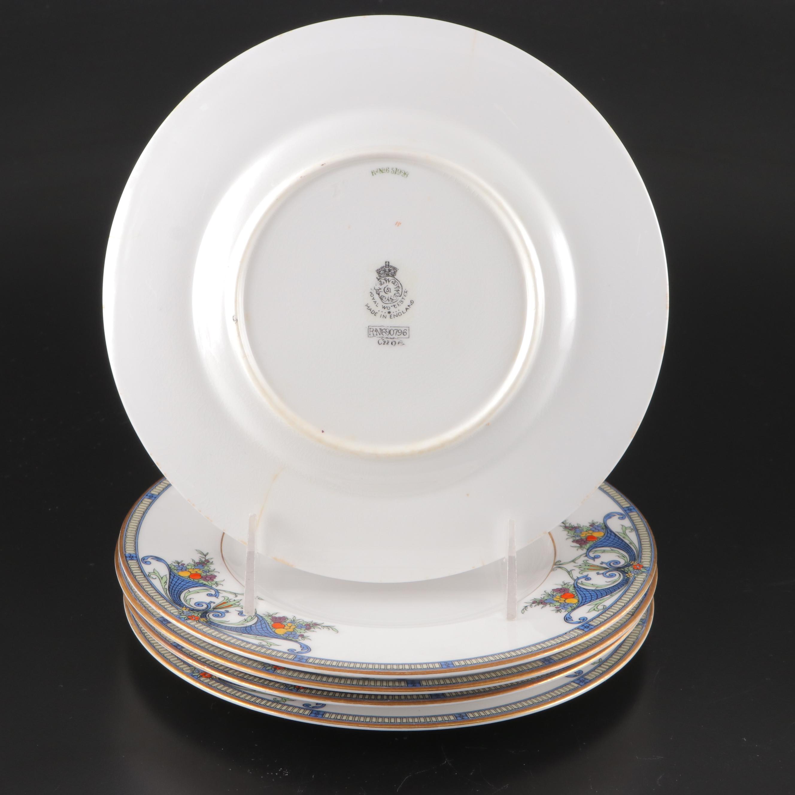 Royal Worcester Porcelain Dinnerware, Early 20th Century