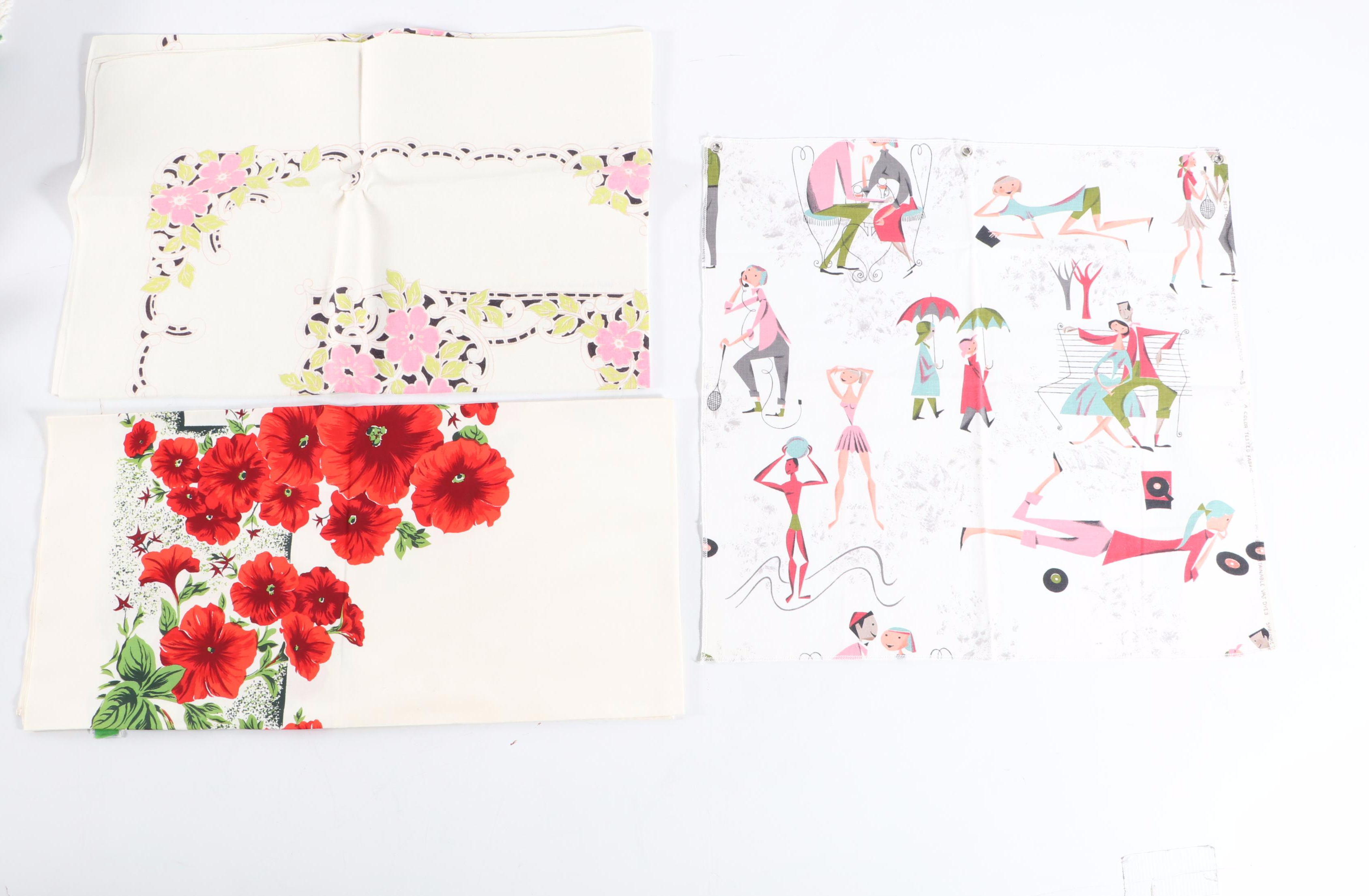 California Hand Prints Red Floral Tablecloth with Other Table Linens, Trim