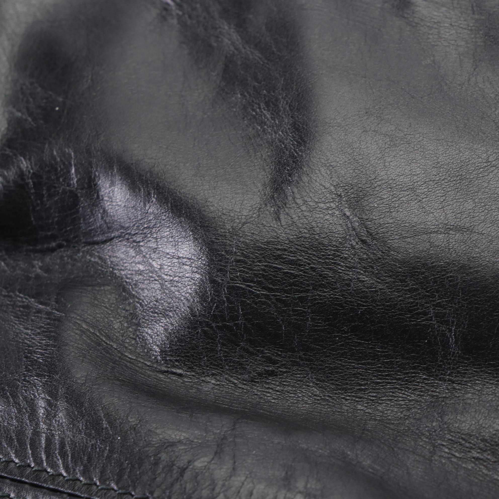 Bottega Veneta Hobo Bag in Leather with Intrecciato Strap