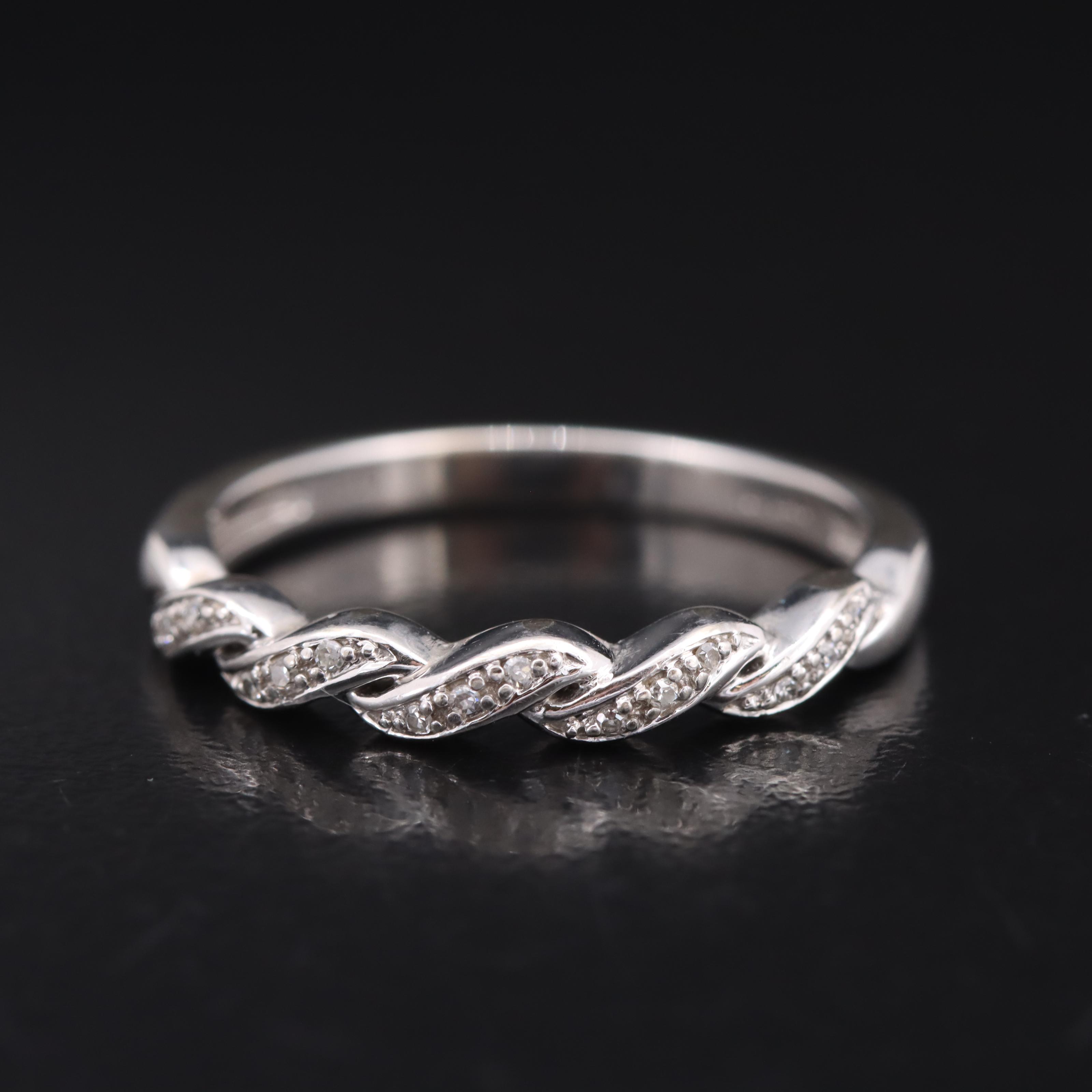 10K 0.06 CTW Diamond Band