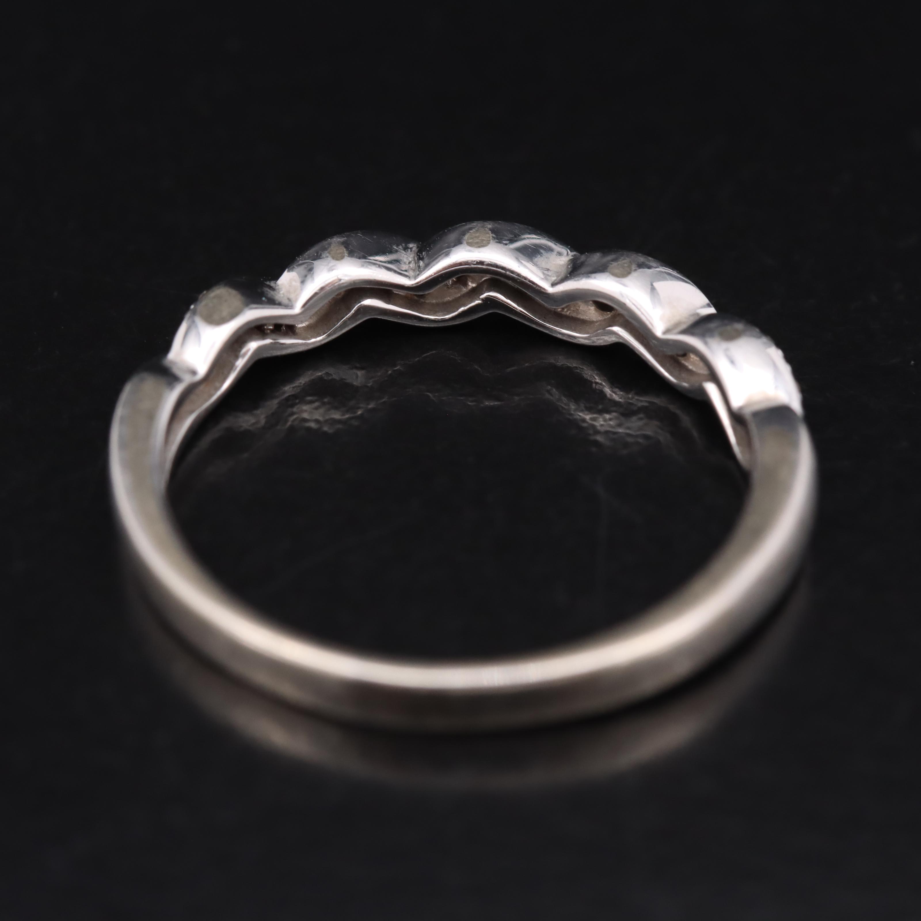 10K 0.06 CTW Diamond Band