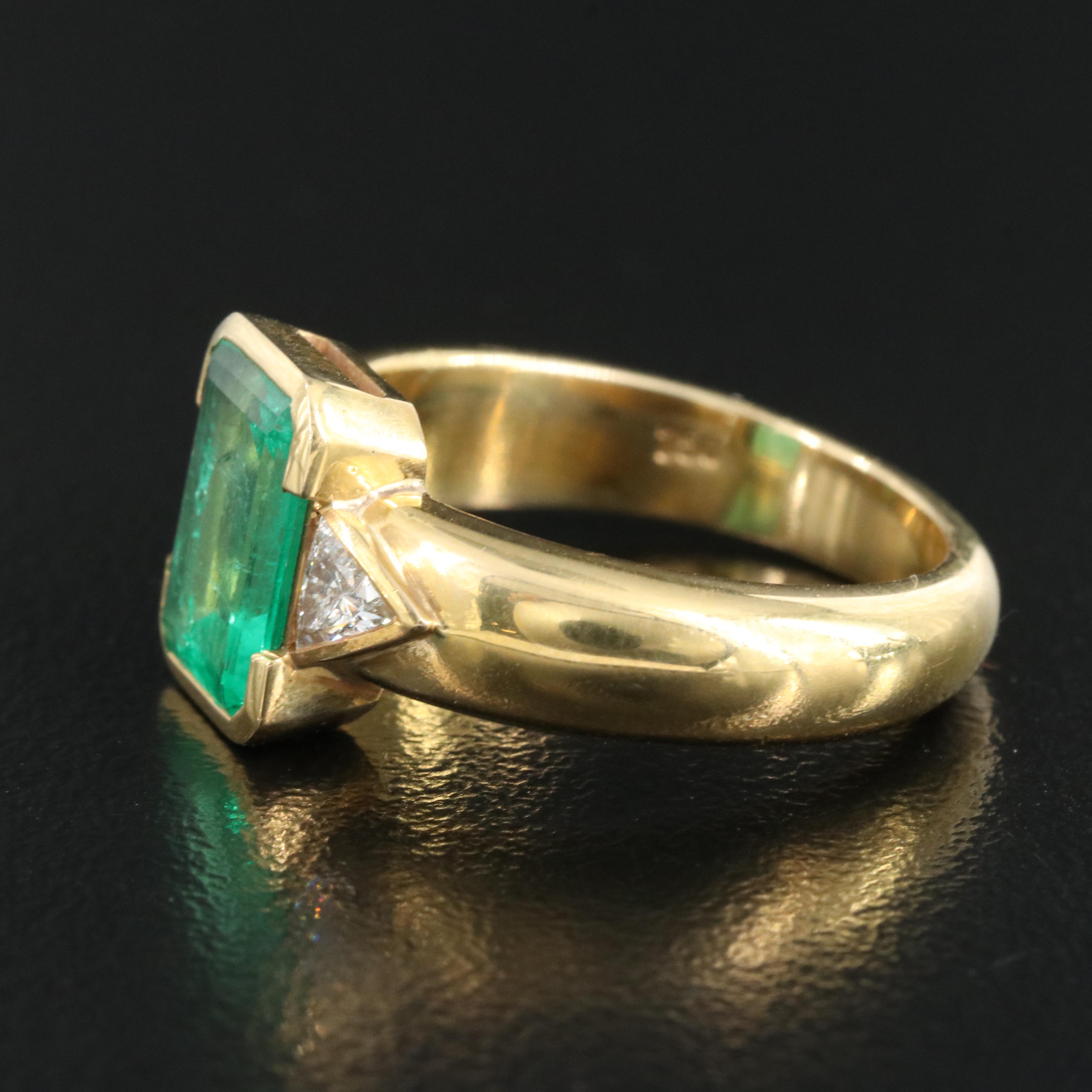 18K 2.11 CT Emerald and Diamond Ring