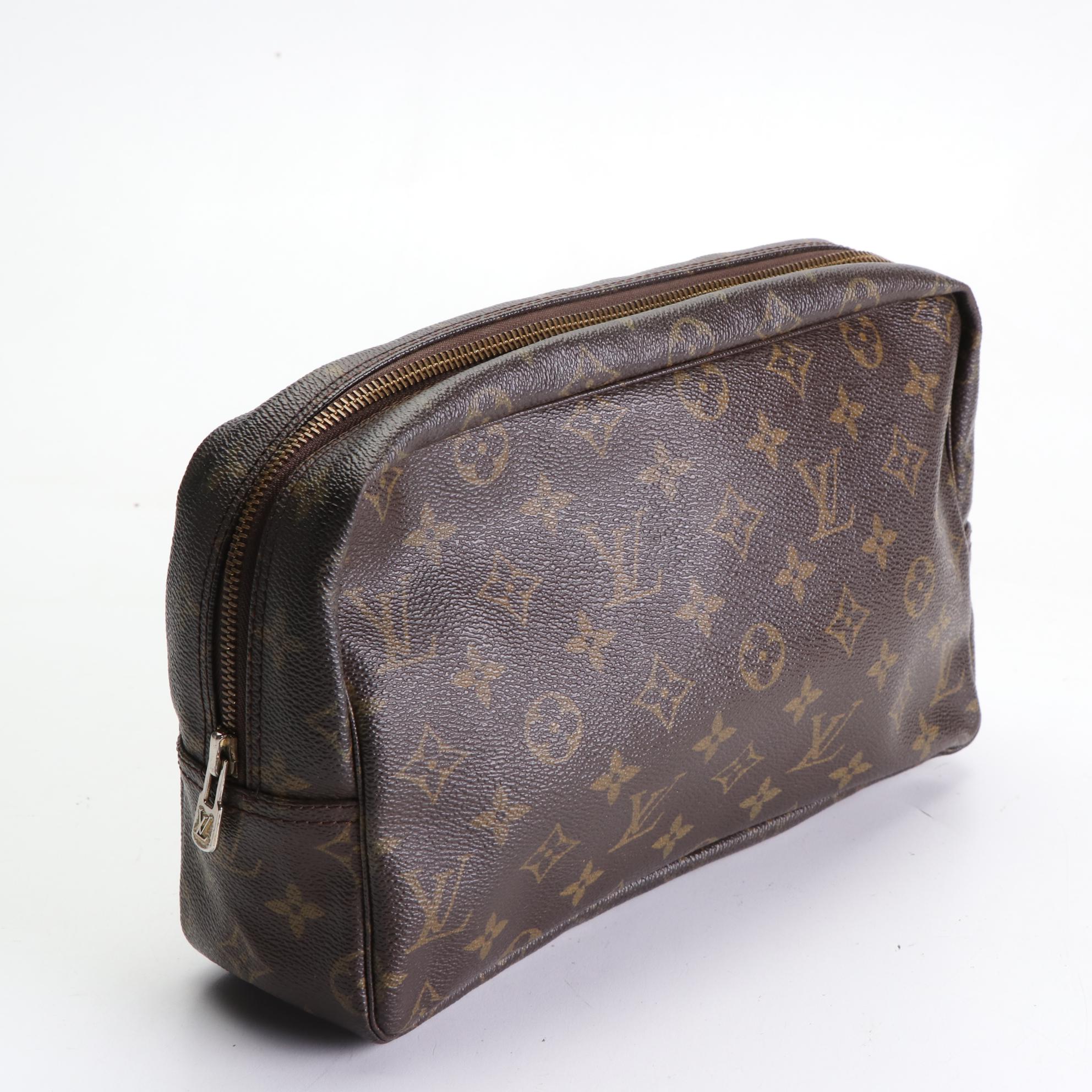 Louis Vuitton Trousse Toilette 28 in Monogram Canvas