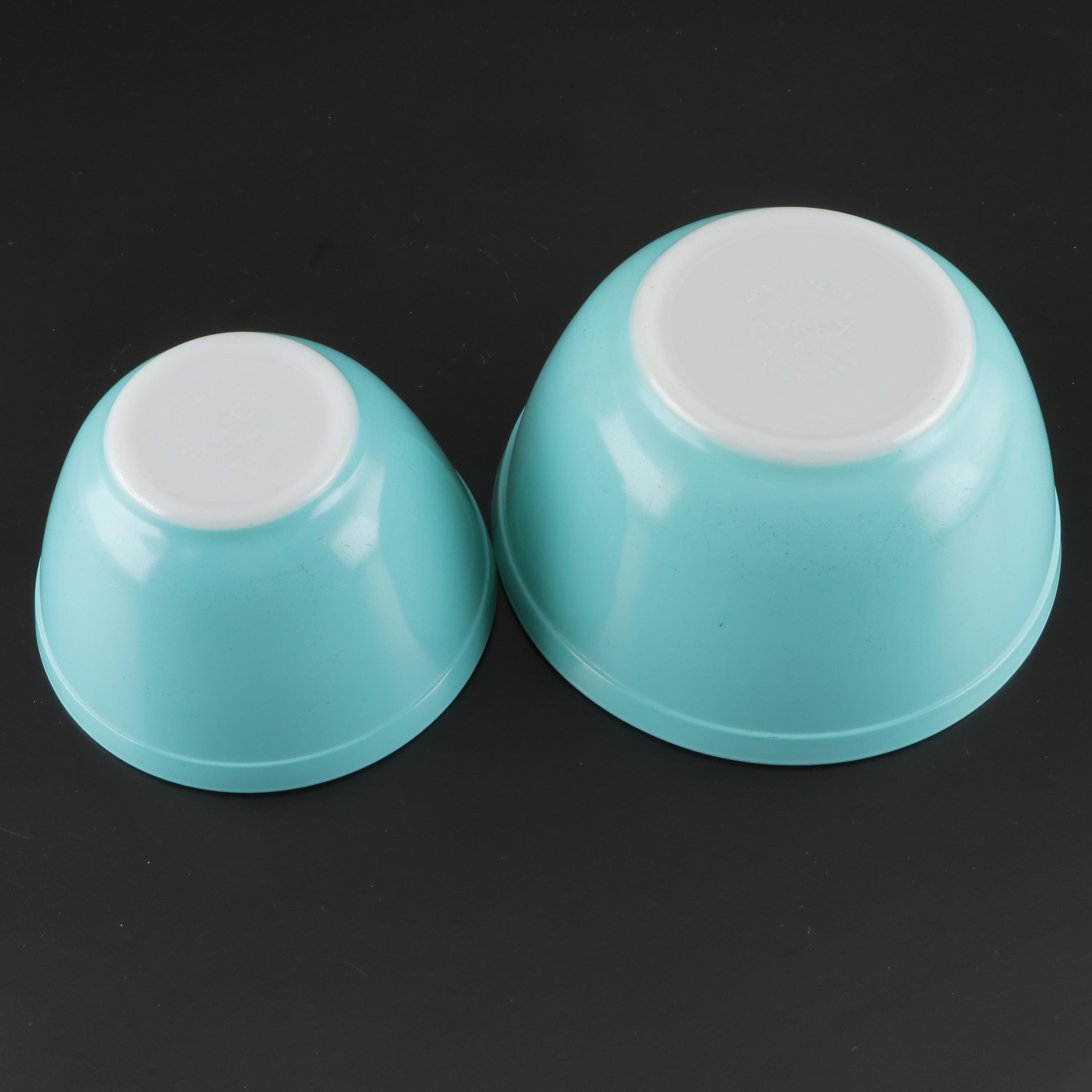 Pyrex Turquoise Mixing Bowls and Round Casserole with Lid, Mid-20th Century